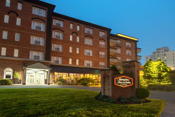 Exterior view - Hampton Inn & Suites Stamford