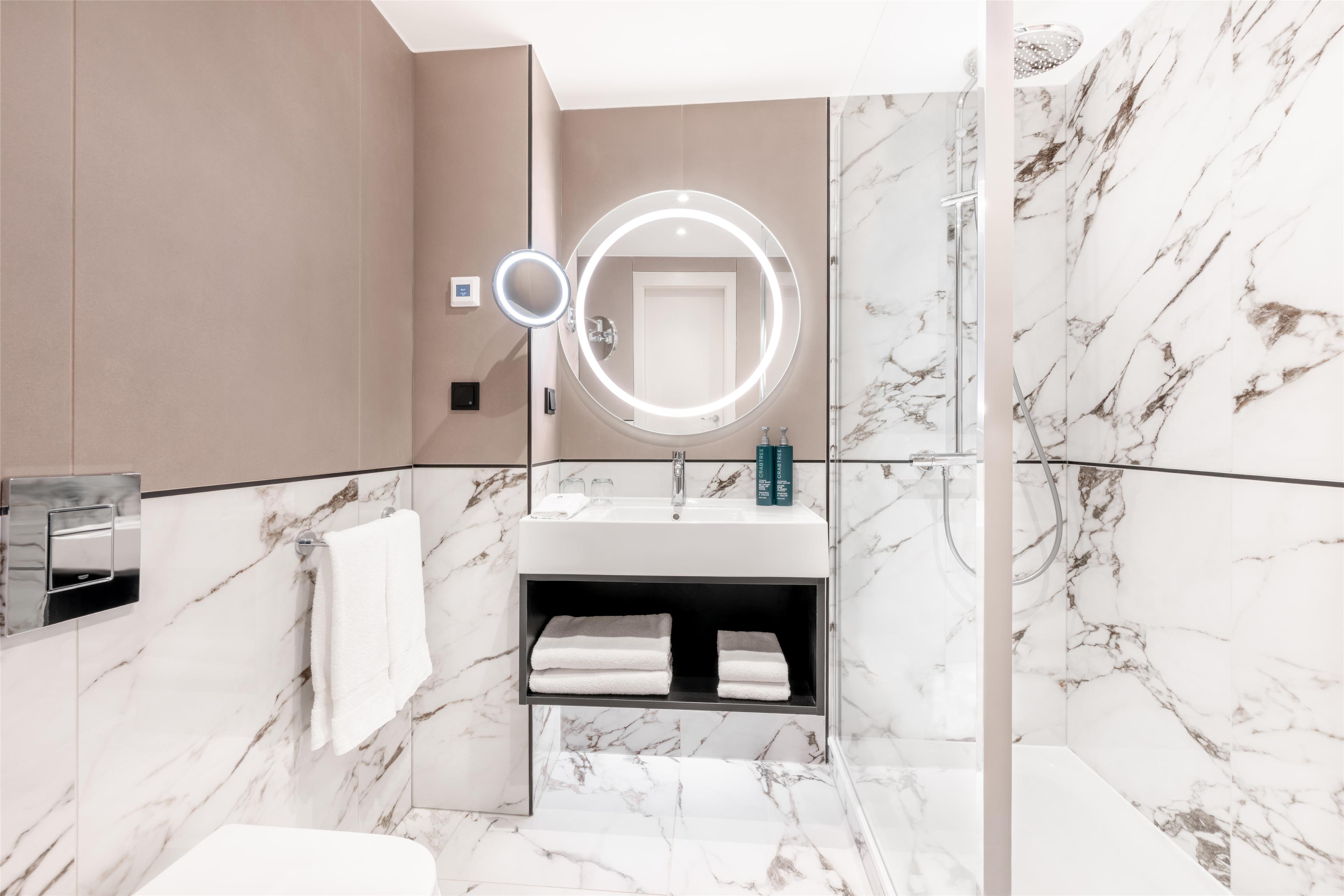 Hilton Berlin Room Type - KING EXECUTIVE PLUS