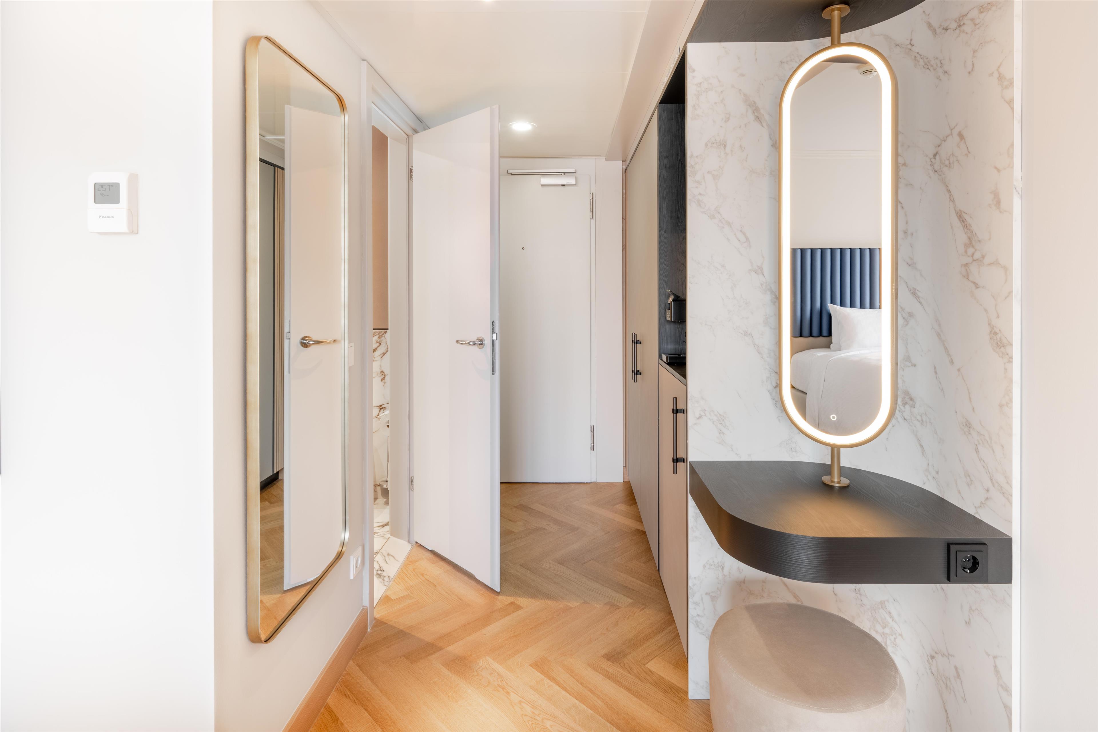 Hilton Berlin Room Type - TWIN EXECUTIVE PLUS
