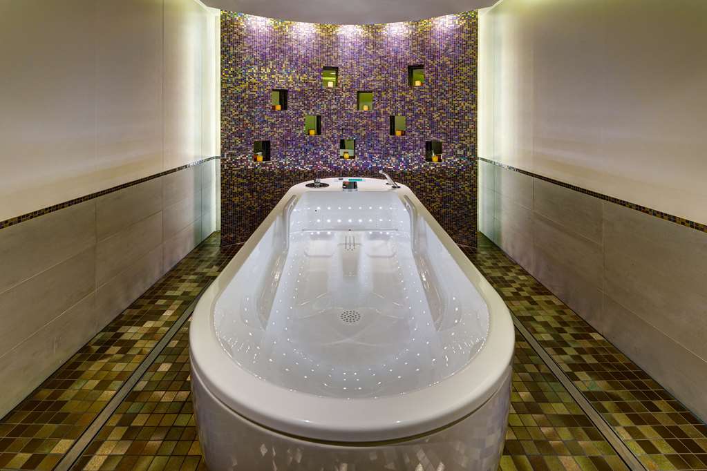 Guest photo