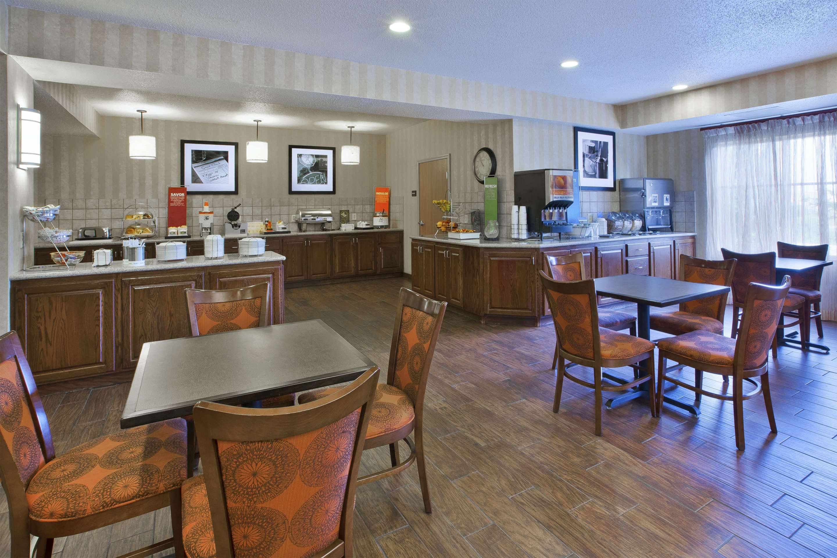 Restaurant | Hampton Inn Pittsburgh Area Beaver Valley CenterTownship