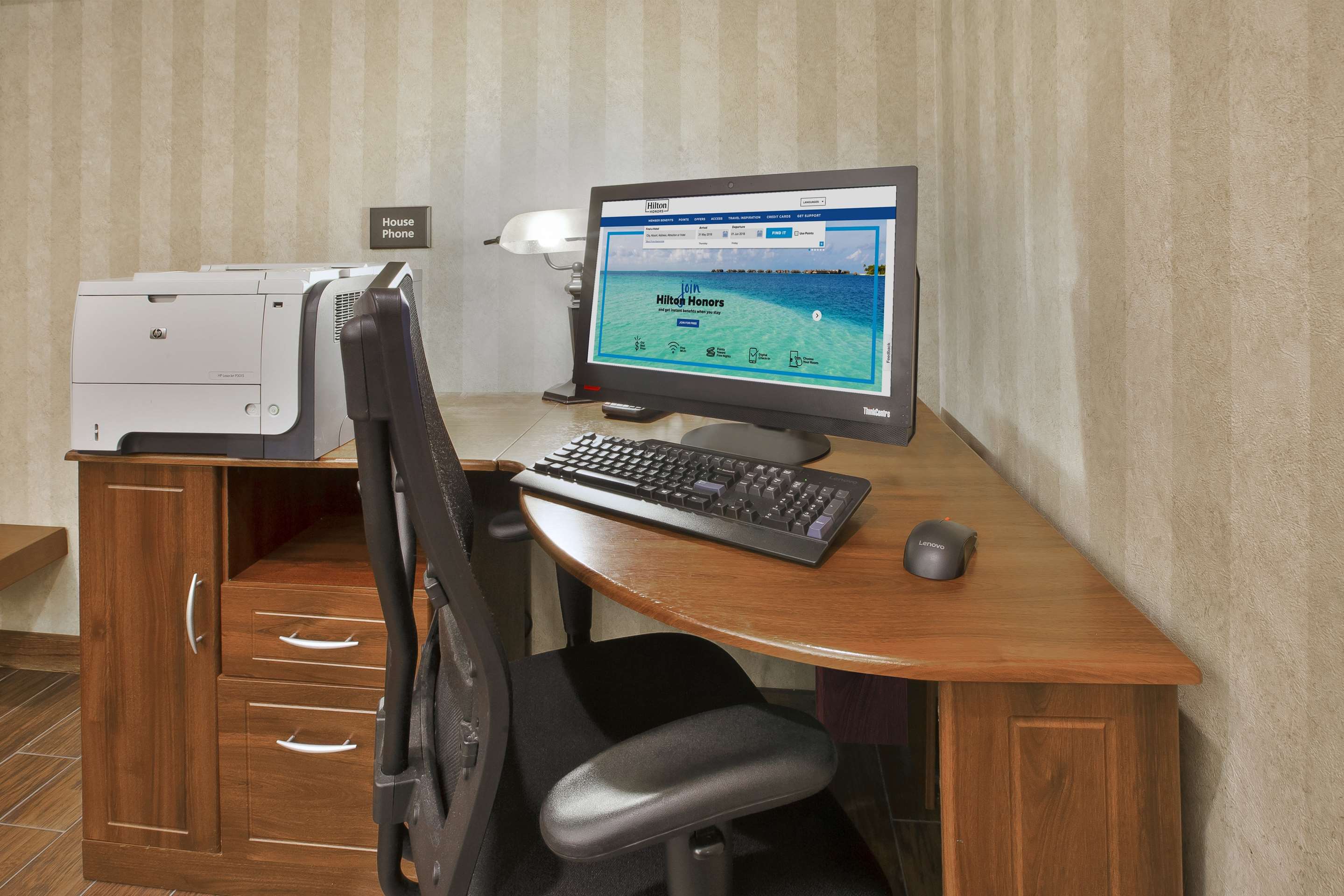 Business Center | Hampton Inn Pittsburgh Area Beaver Valley CenterTownship