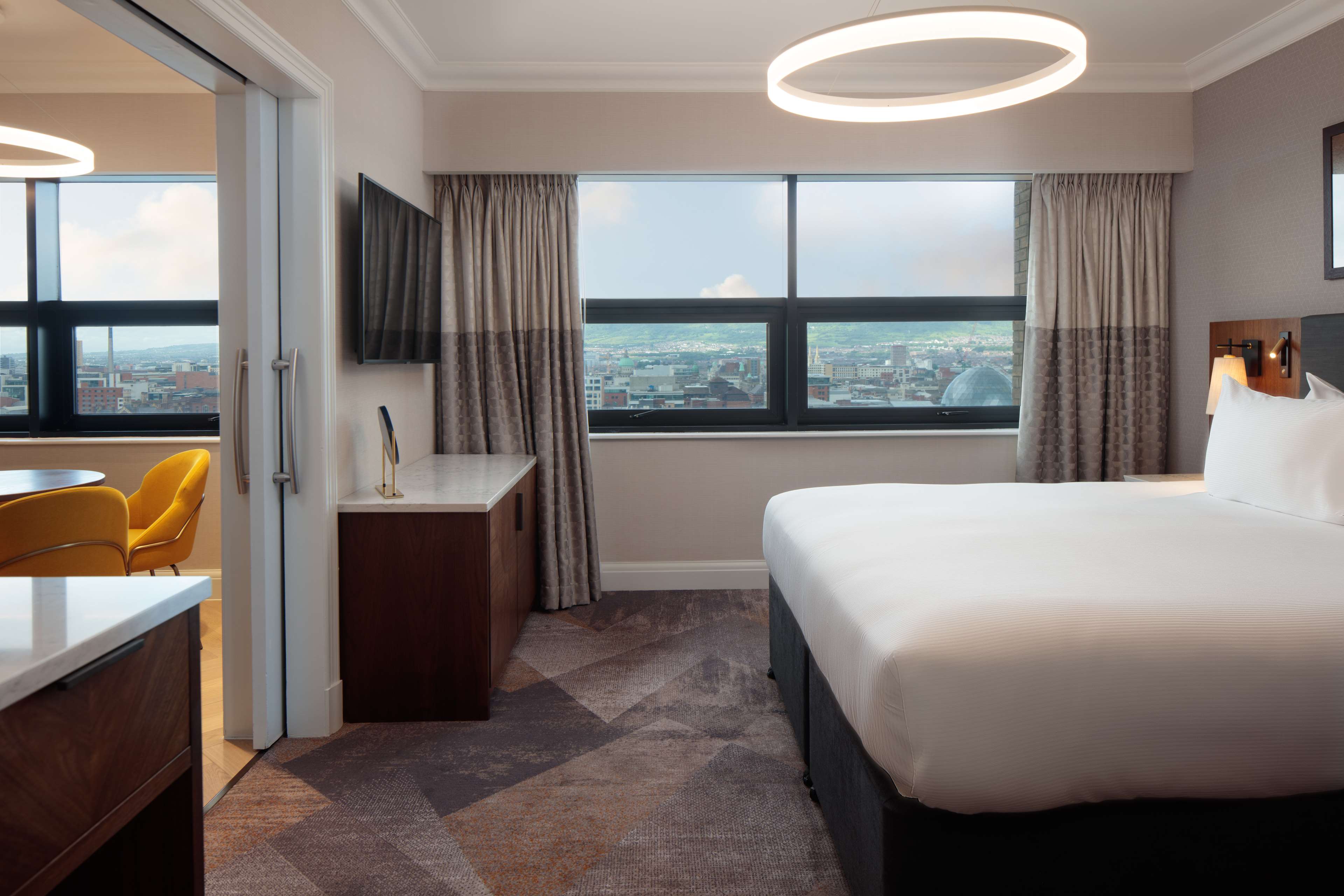 Hilton Belfast hotel Room Type - KING EXECUTIVE SUITE