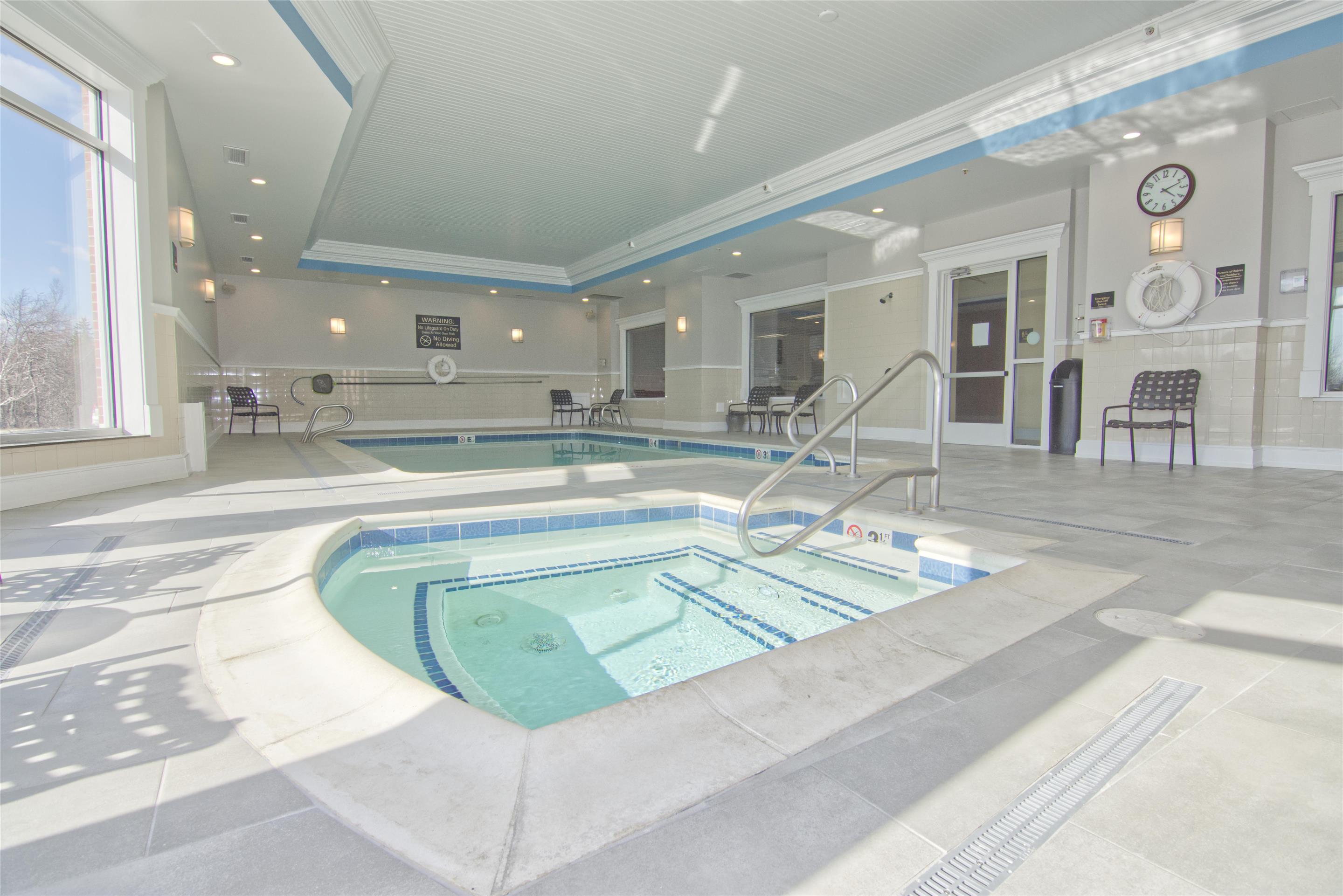 Pool | Hilton Garden Inn Bangor