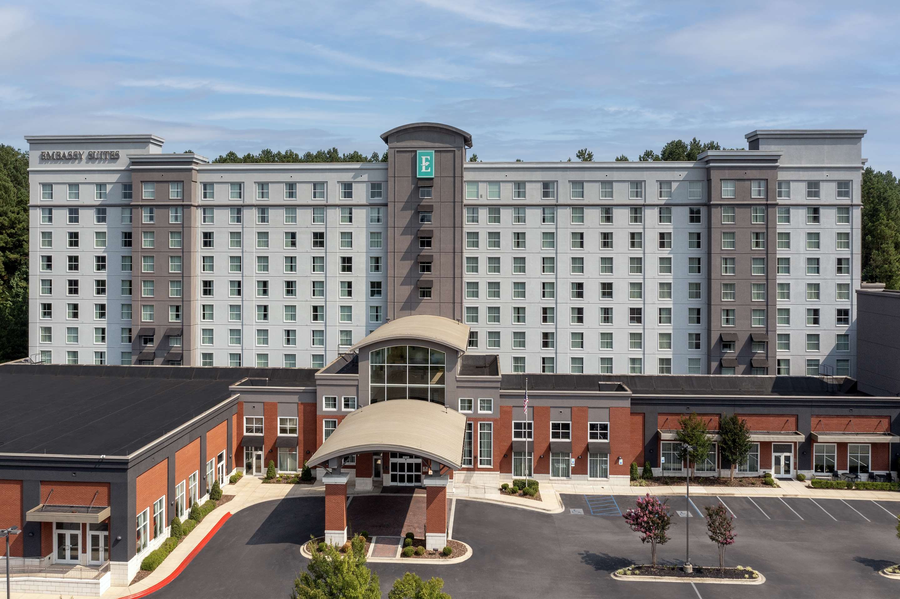 Exterior | Embassy Suites Birmingham/Hoover