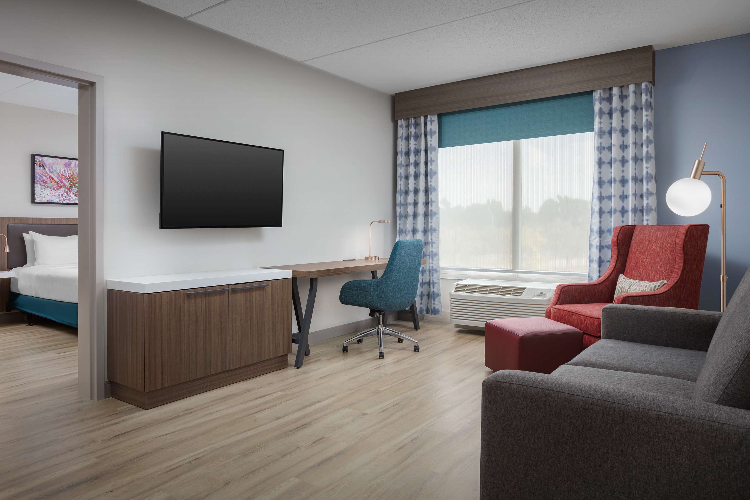 Guest room