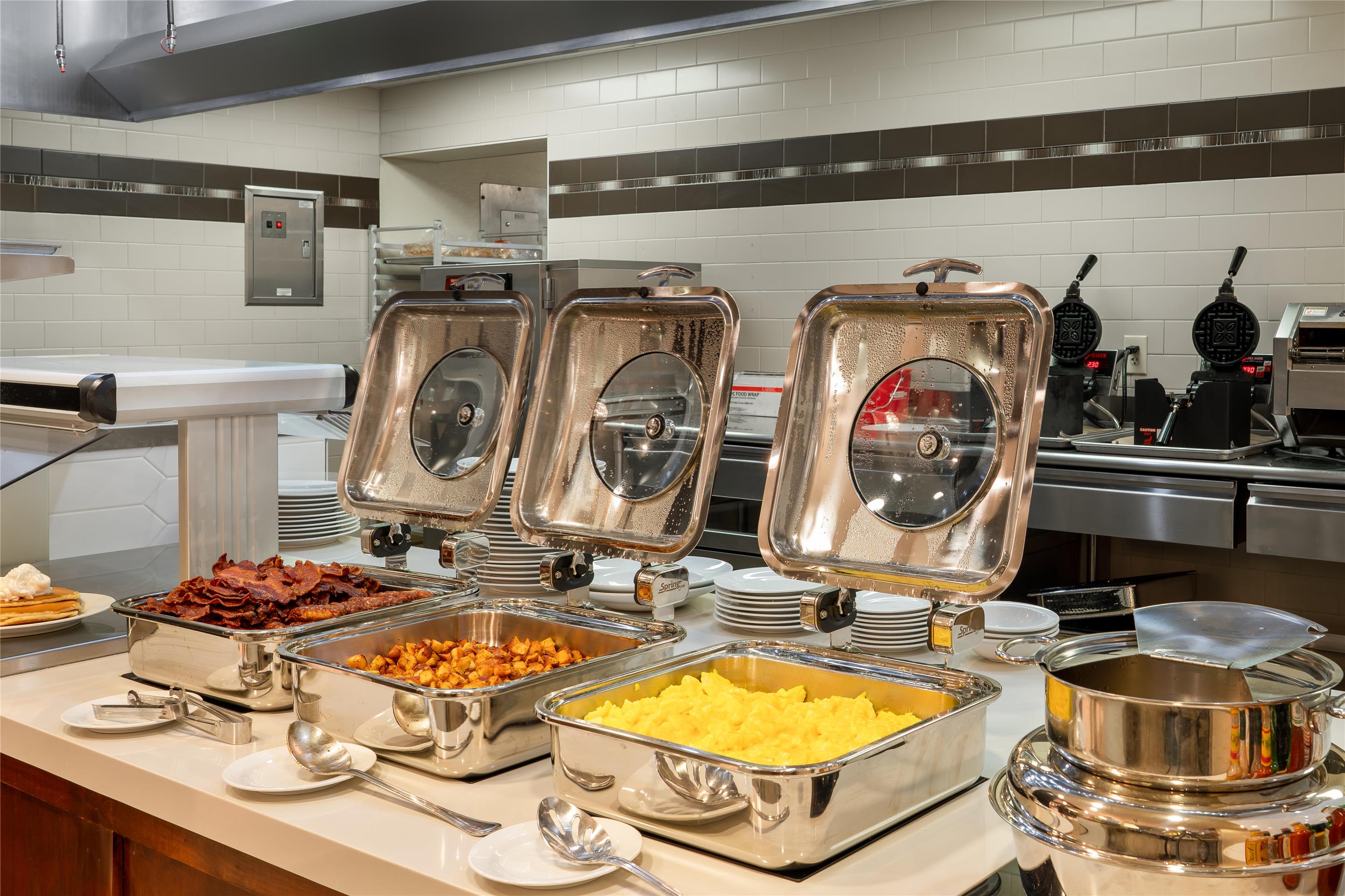 Breakfast Area | Hilton Garden Inn Billings