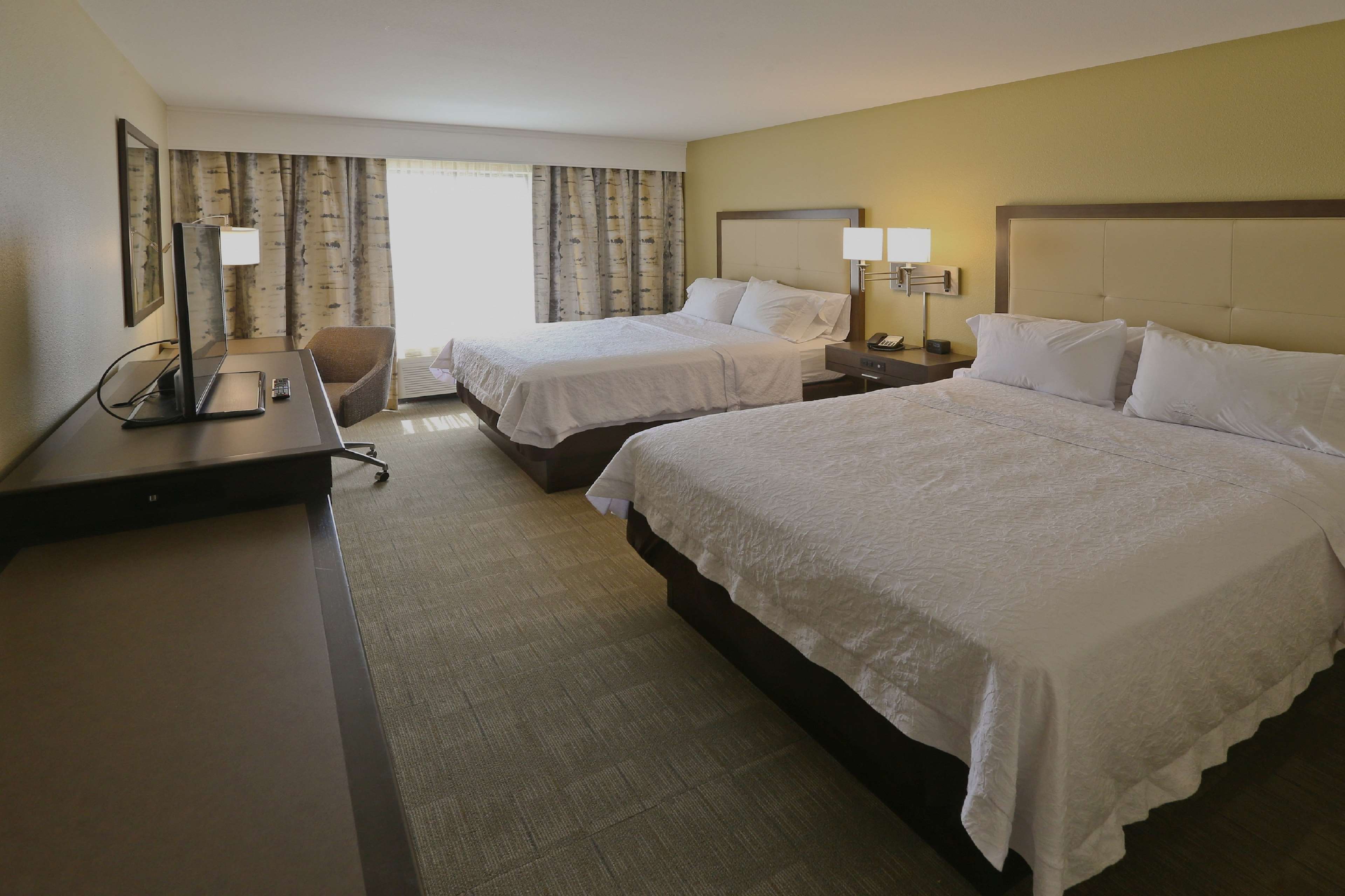 Hampton Inn Billings Room Type - 2 Q SHWR ONLY W FRIDGE NS
