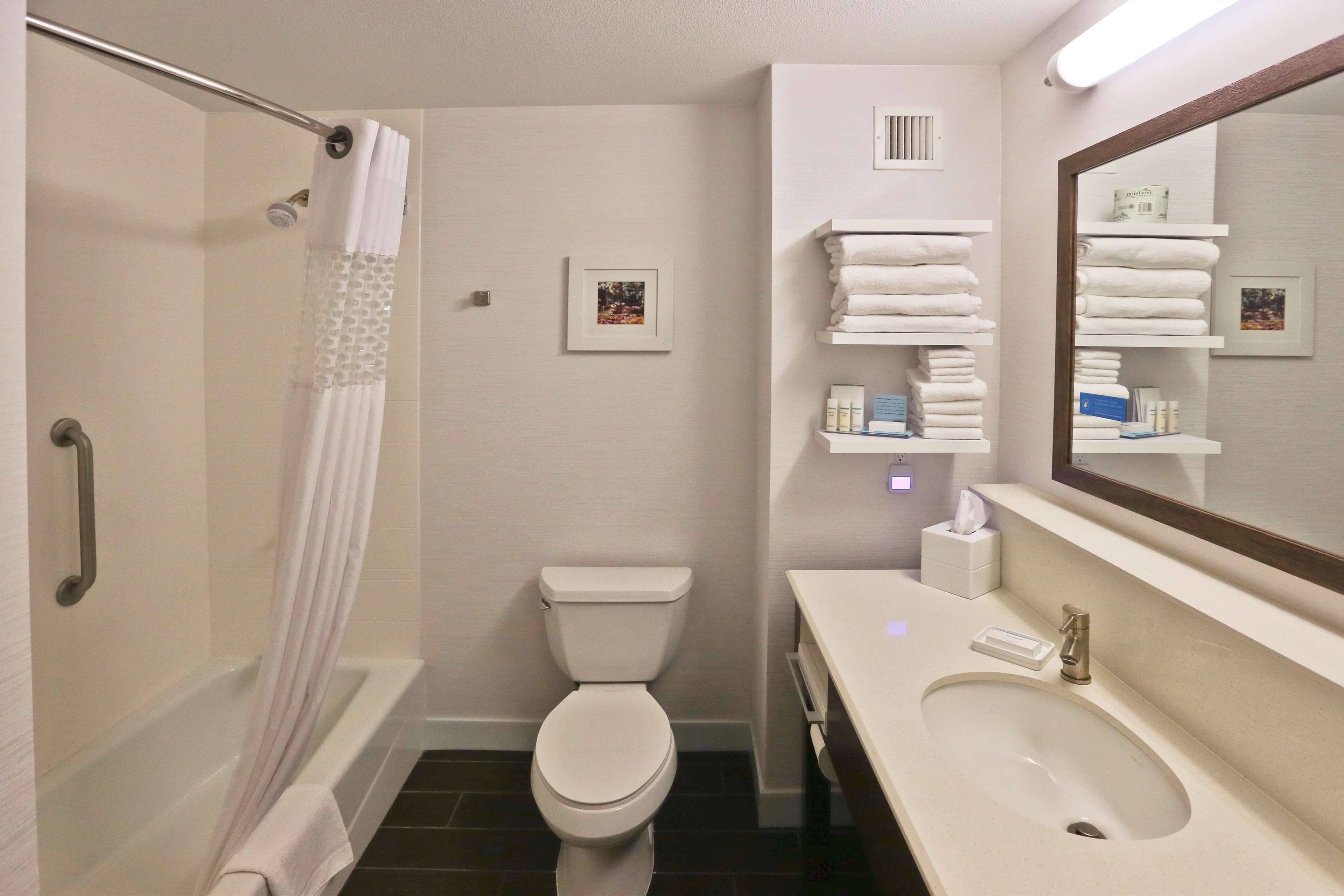 Hampton Inn Billings Room Type - 2 QUEEN BEDS NONSMOKING