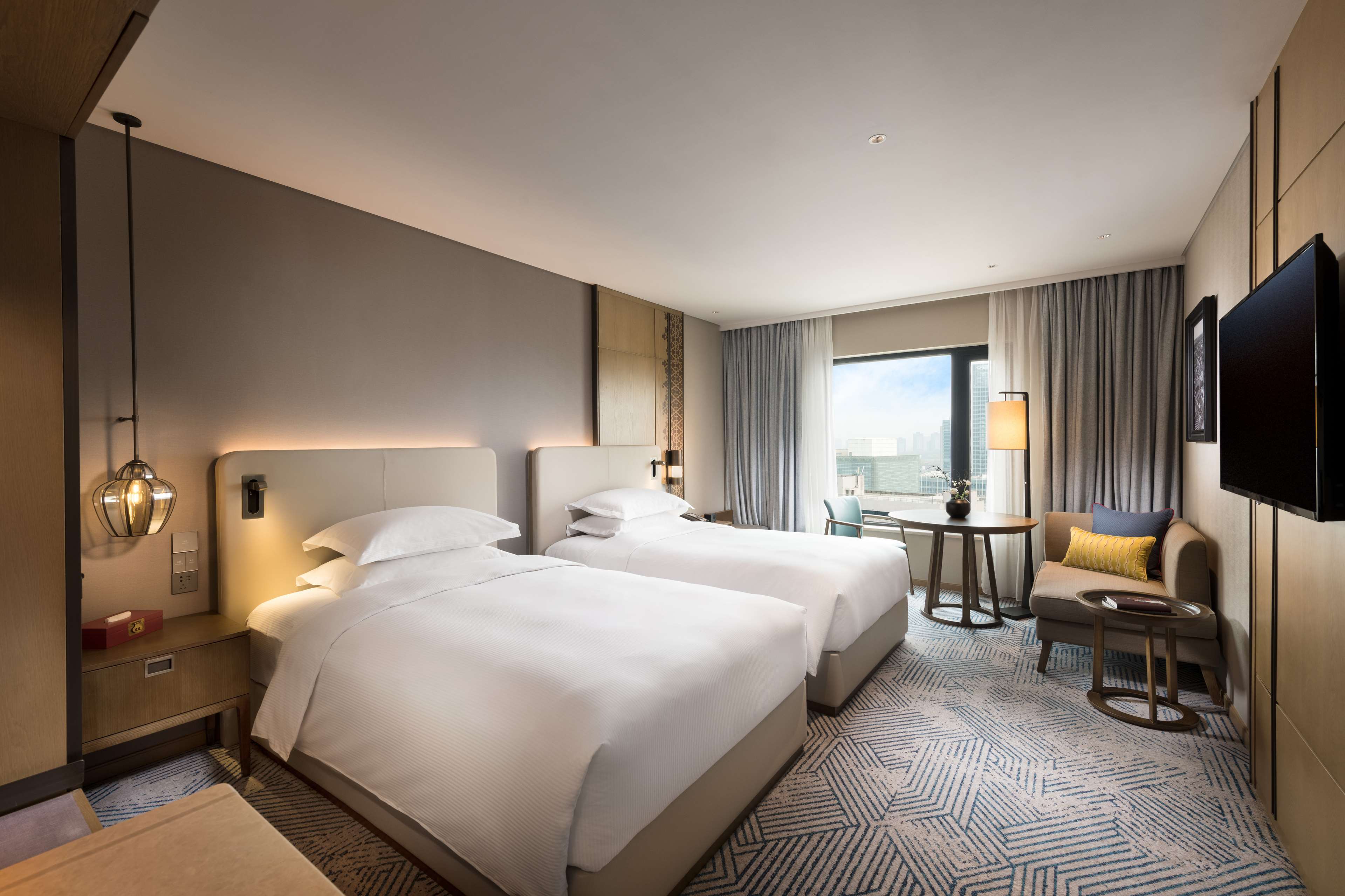 Hilton Beijing Room Type - TWIN DELUXE PLUS