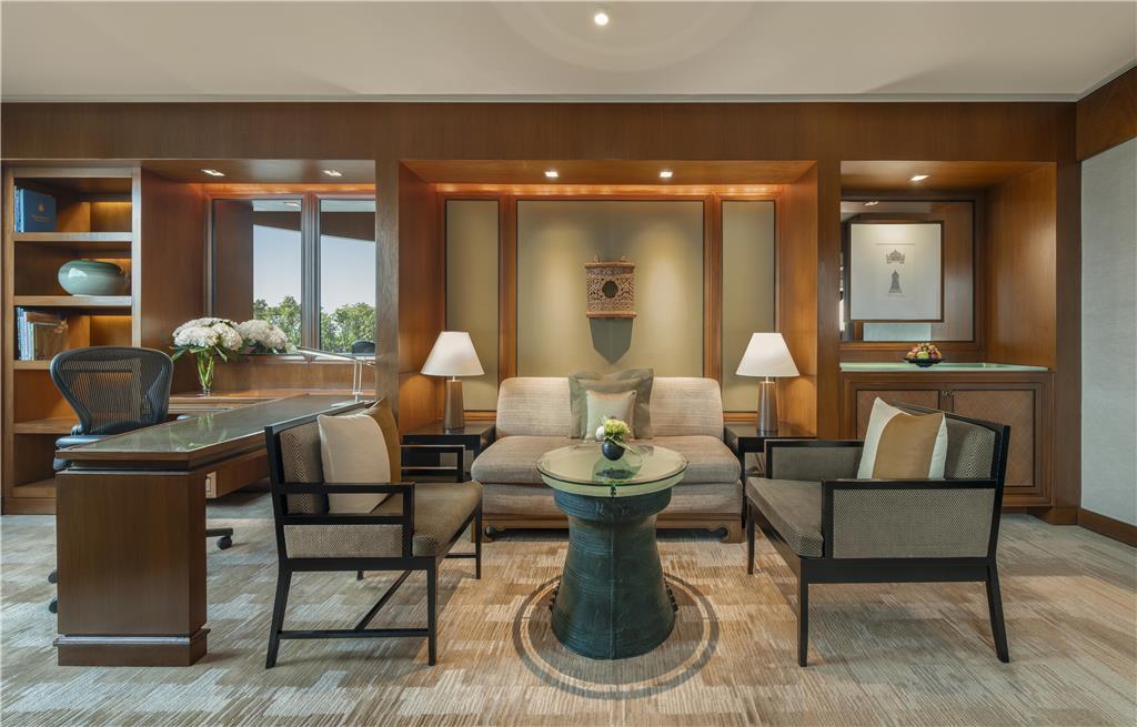 Conrad Bangkok-guestroom-Guest Room,On-Site.jpg
