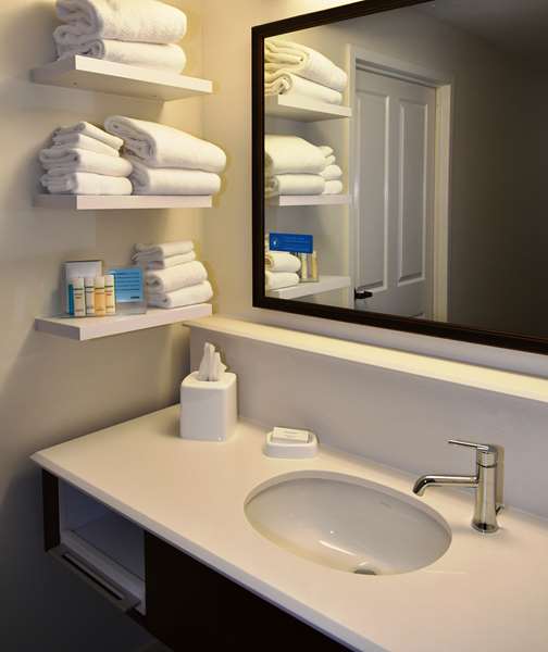  - Hampton Inn & Suites Bethlehem