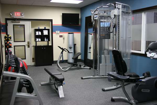 Fitness/ Exercise Room - Hampton Inn & Suites Bethlehem
