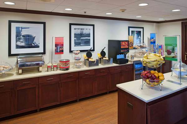 Amenities - Hampton Inn & Suites Bethlehem