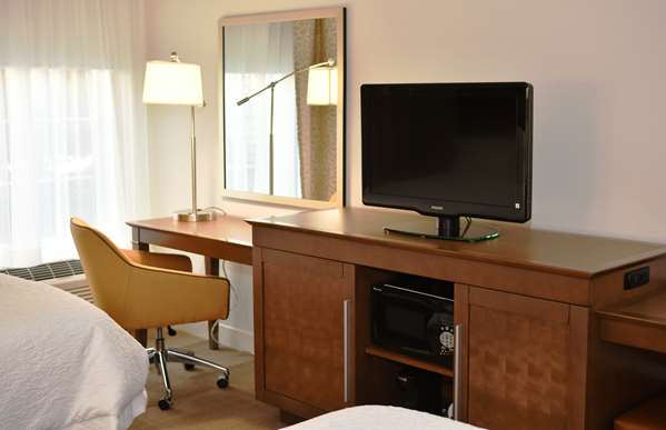  - Hampton Inn & Suites Bethlehem