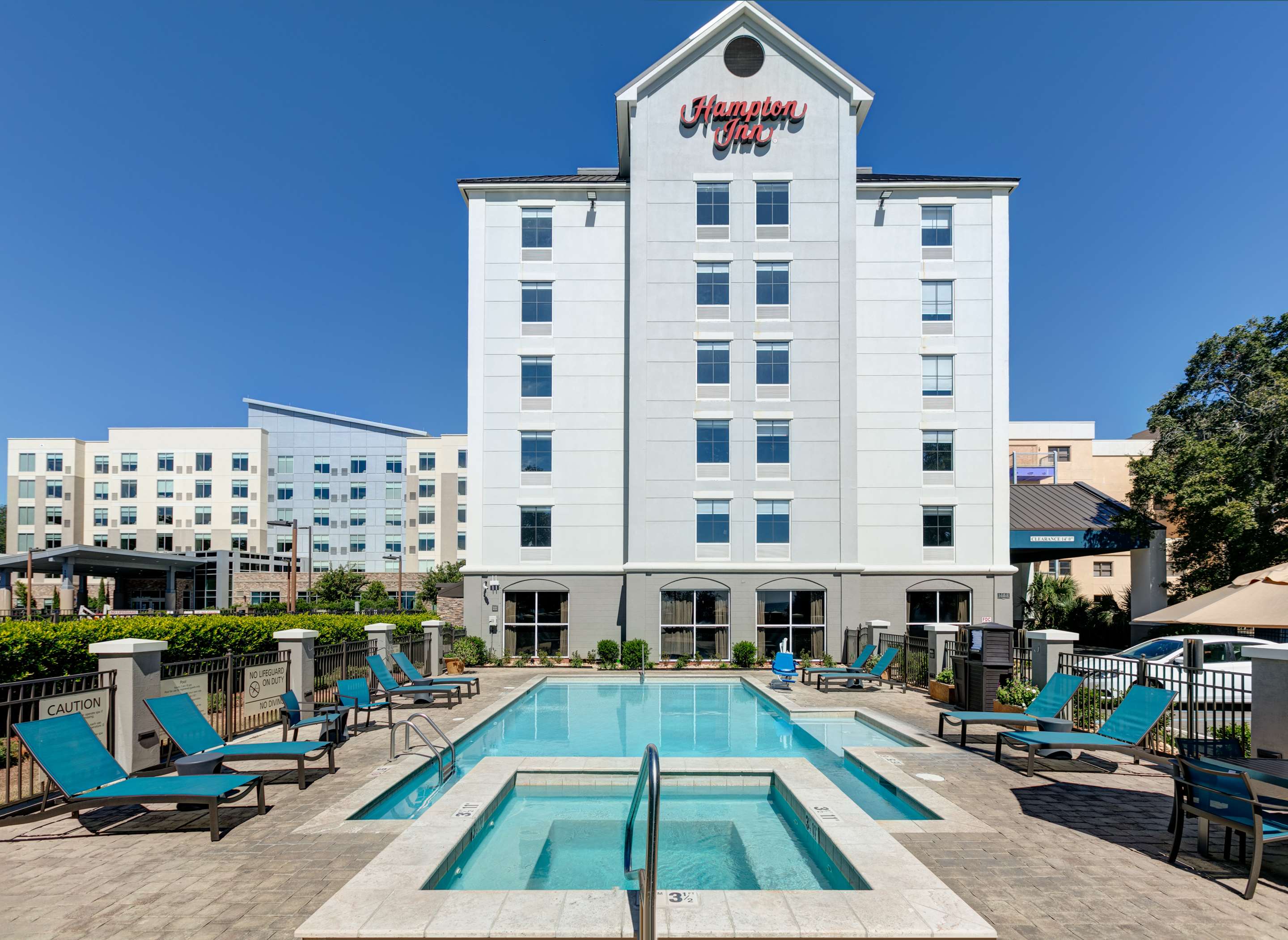 Pool | Hampton Inn Biloxi