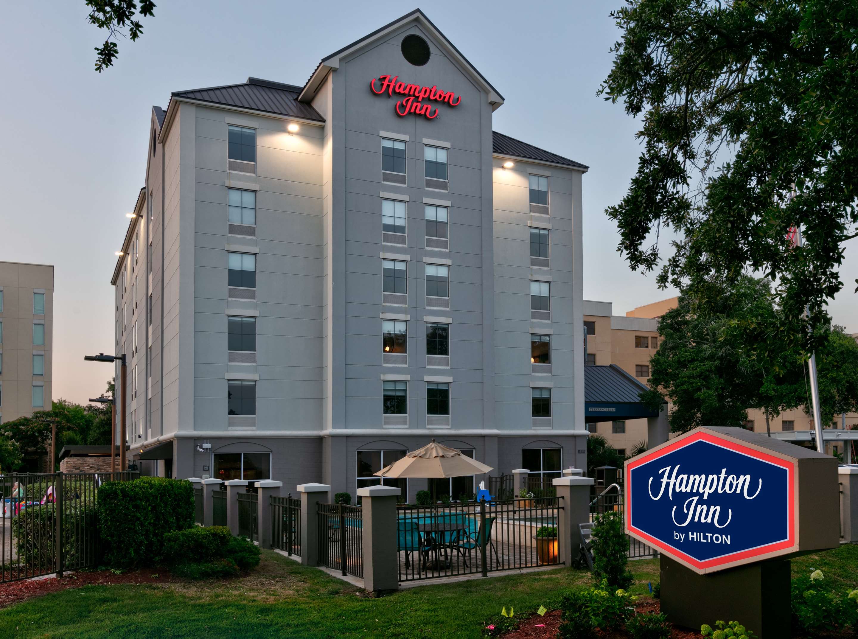 Exterior | Hampton Inn Biloxi