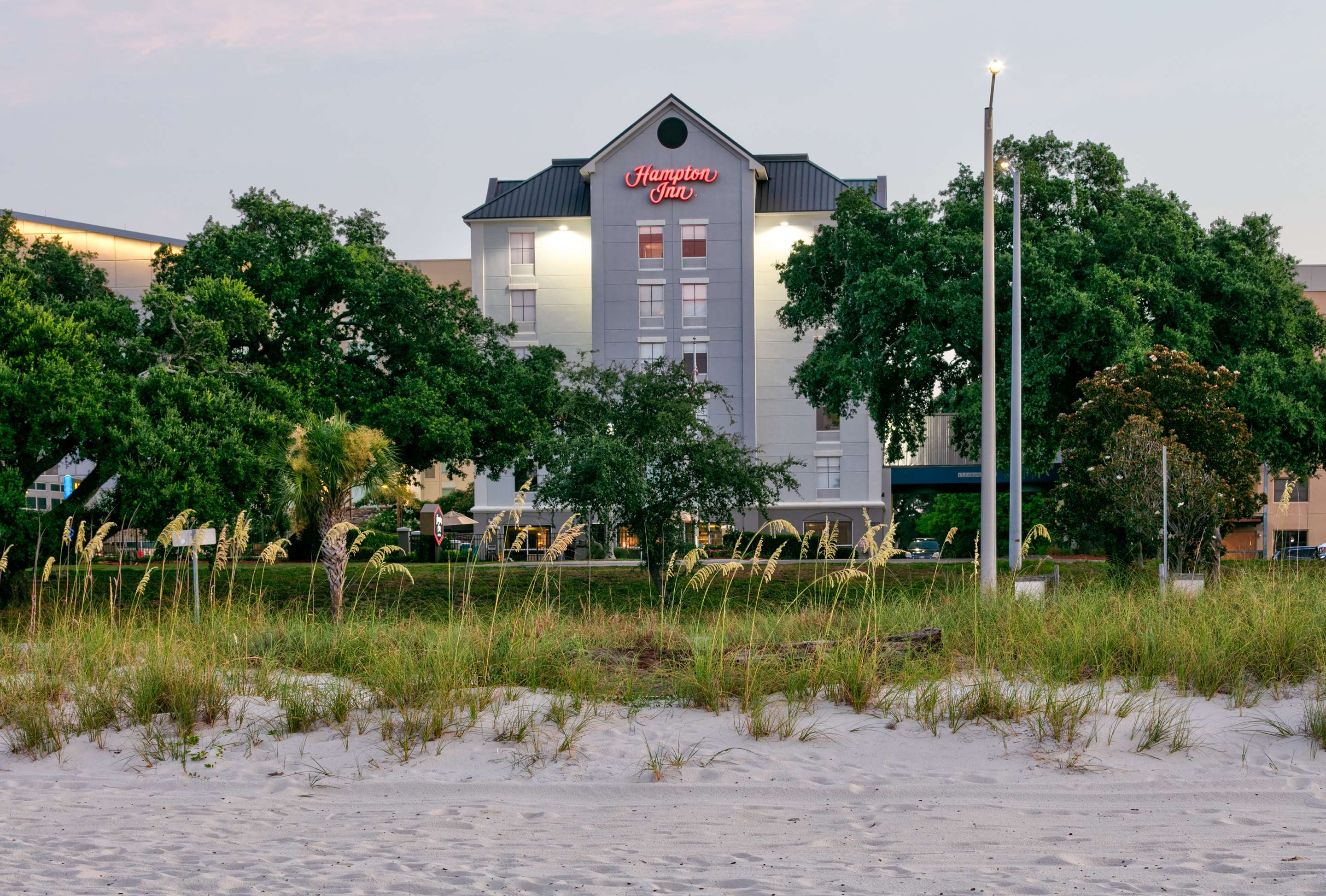 Exterior | Hampton Inn Biloxi