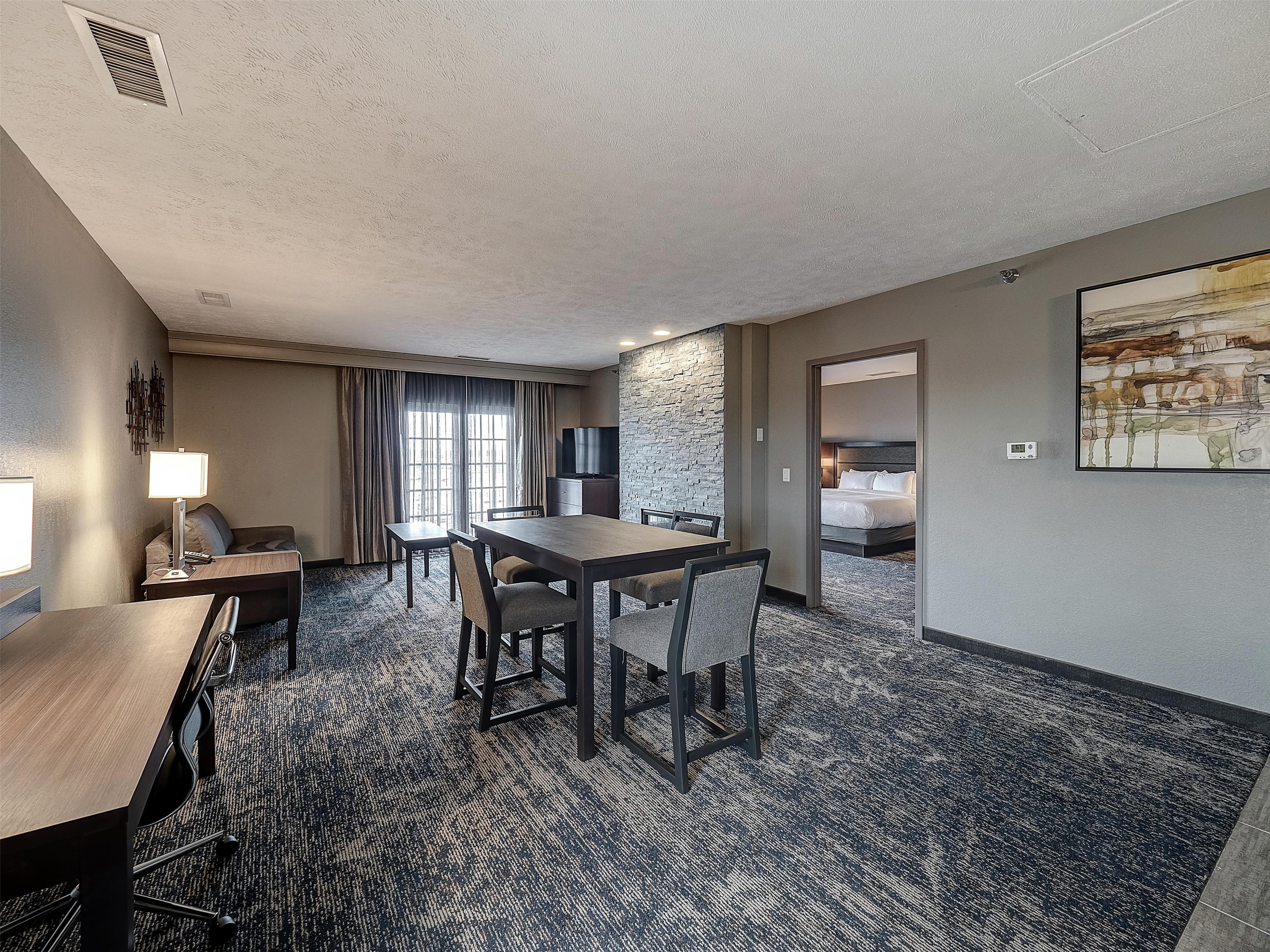 Guest room