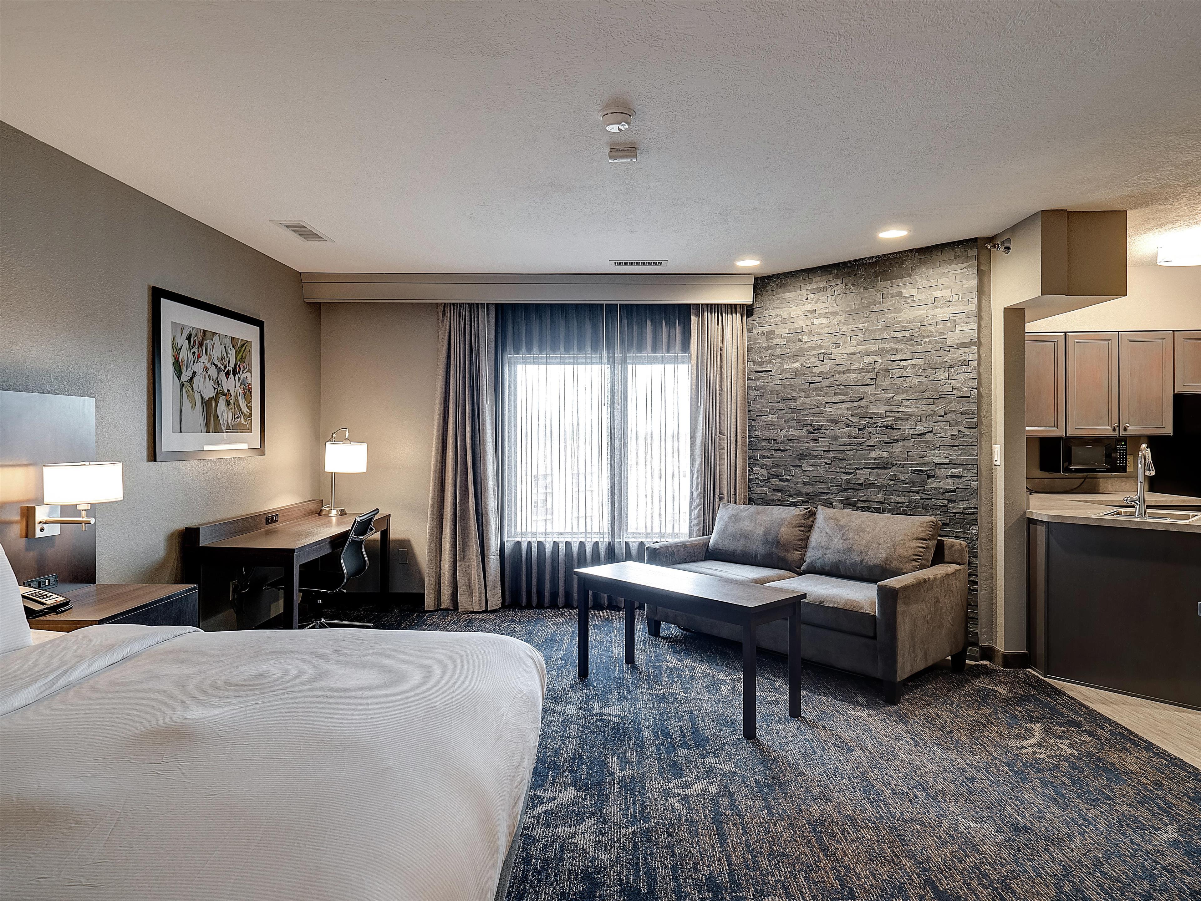 Guest room
