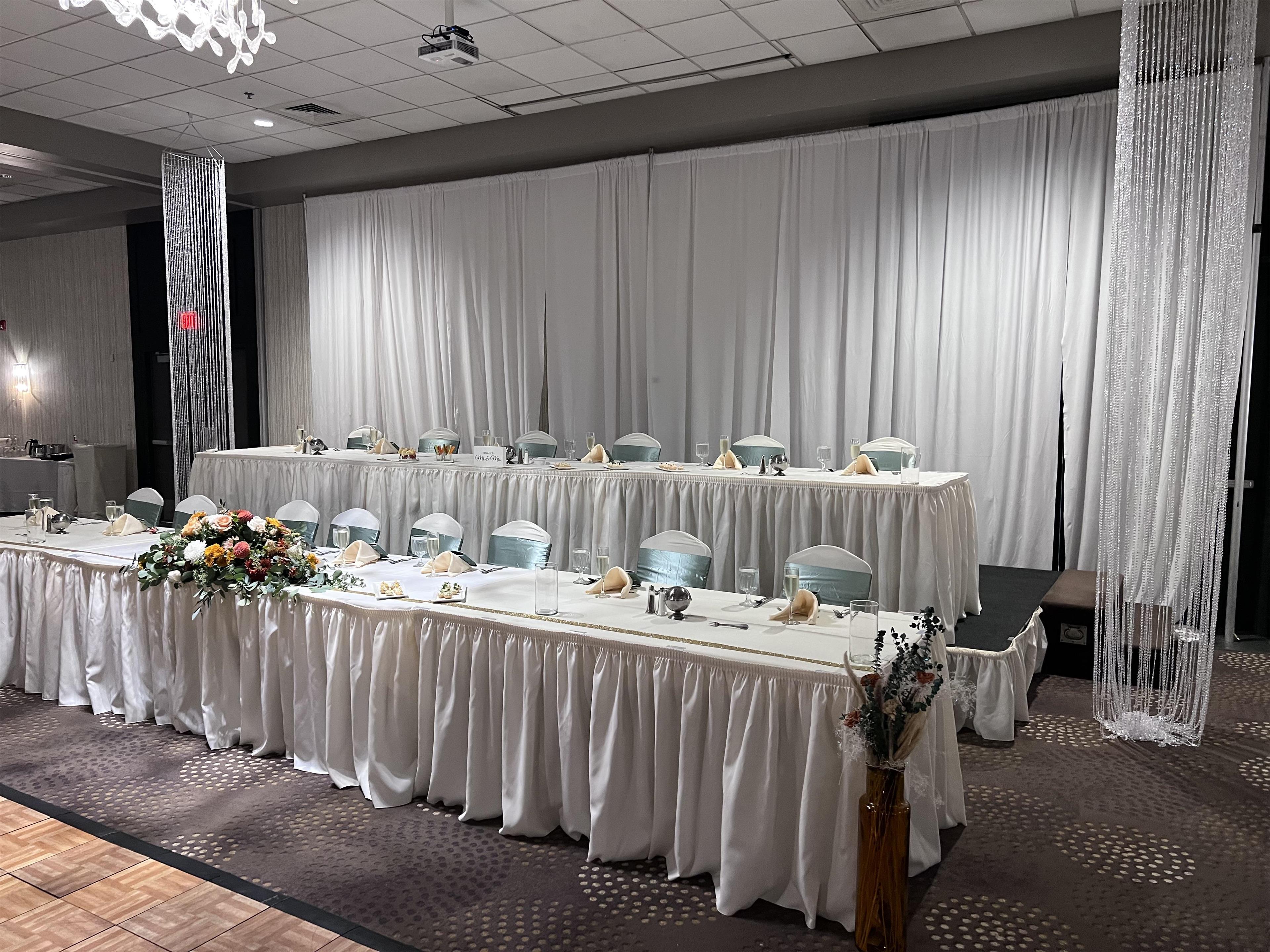 Meeting Room | DoubleTree by Hilton Hotel Bloomington
