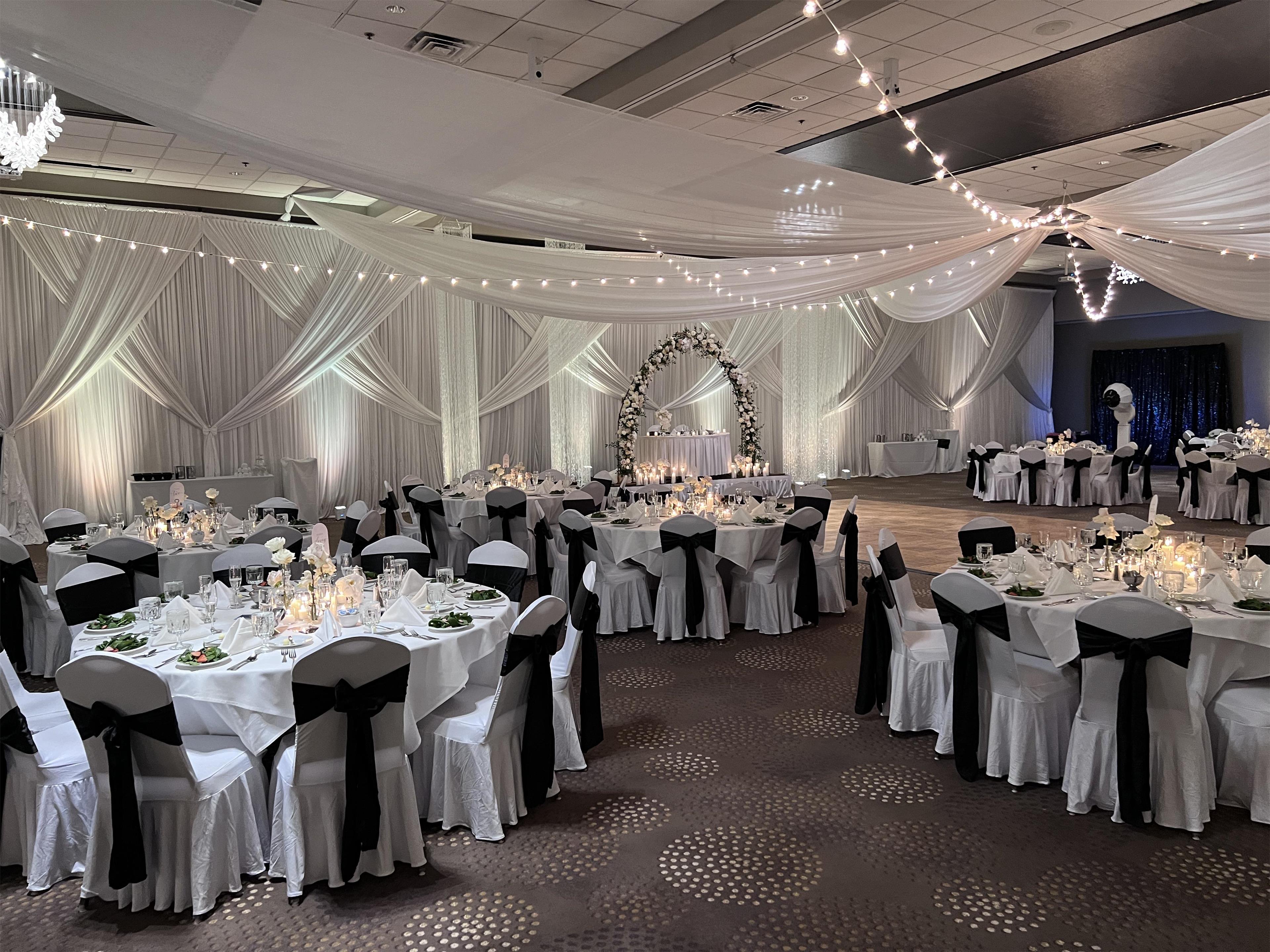Meeting Room | DoubleTree by Hilton Hotel Bloomington