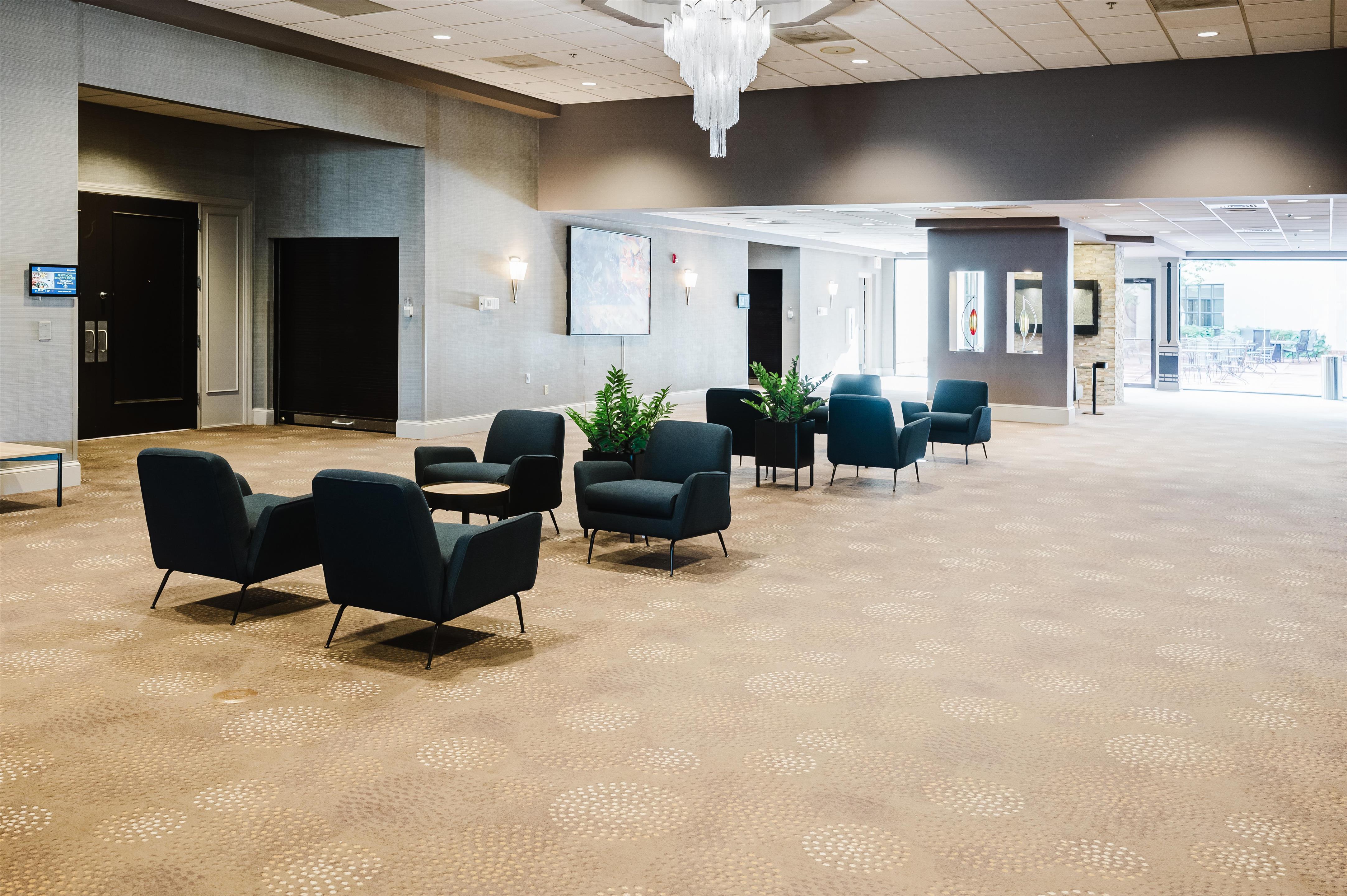 Meeting Room | DoubleTree by Hilton Hotel Bloomington