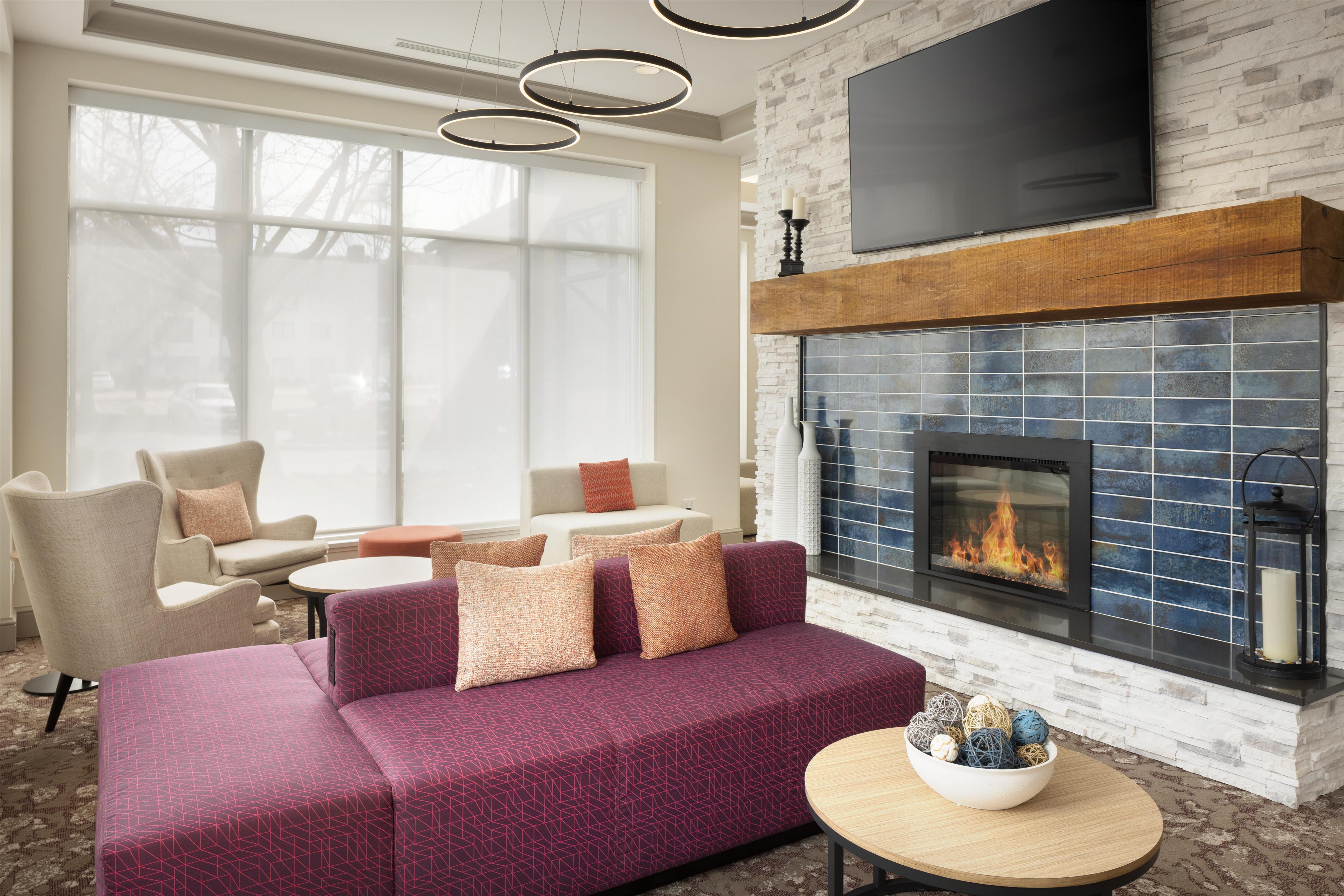 Lobby | Hilton Garden Inn Bowling Green