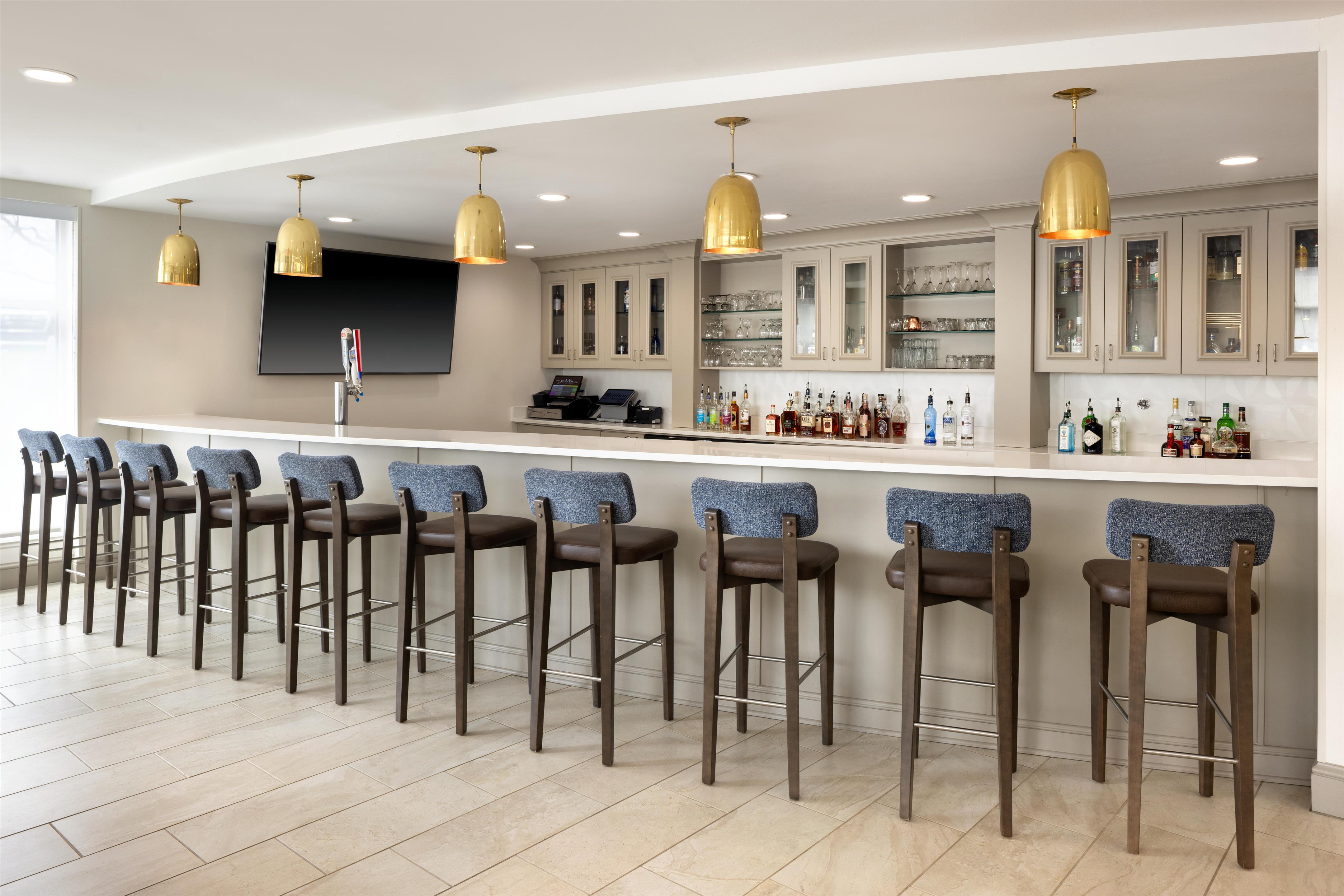 BarLounge | Hilton Garden Inn Bowling Green