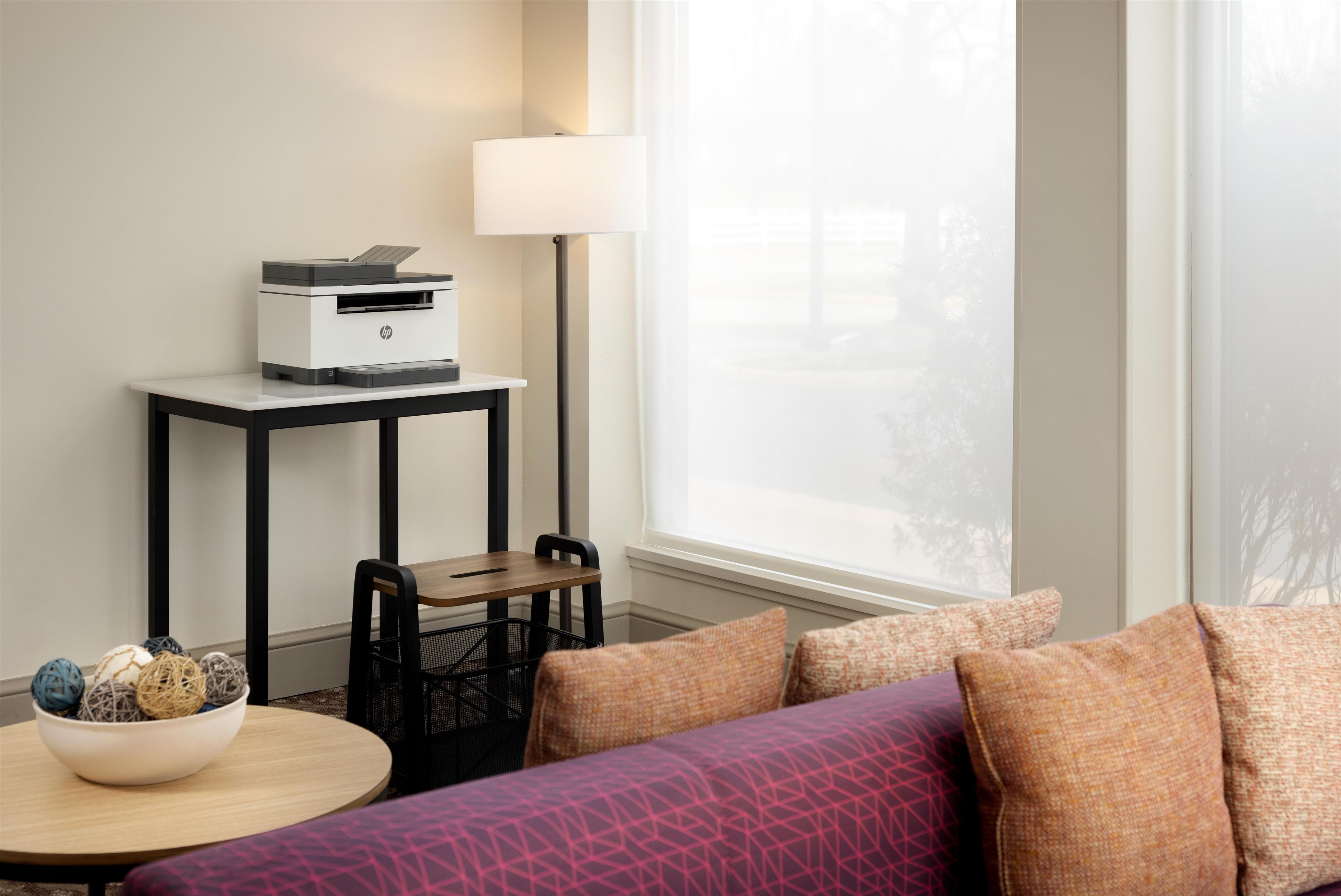 Business Center | Hilton Garden Inn Bowling Green