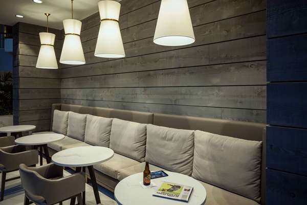 Restaurant - Hilton Suites Brentwood - I-65, Exit 74