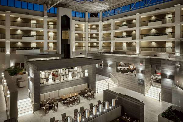 Restaurant - Hilton Suites Brentwood - I-65, Exit 74