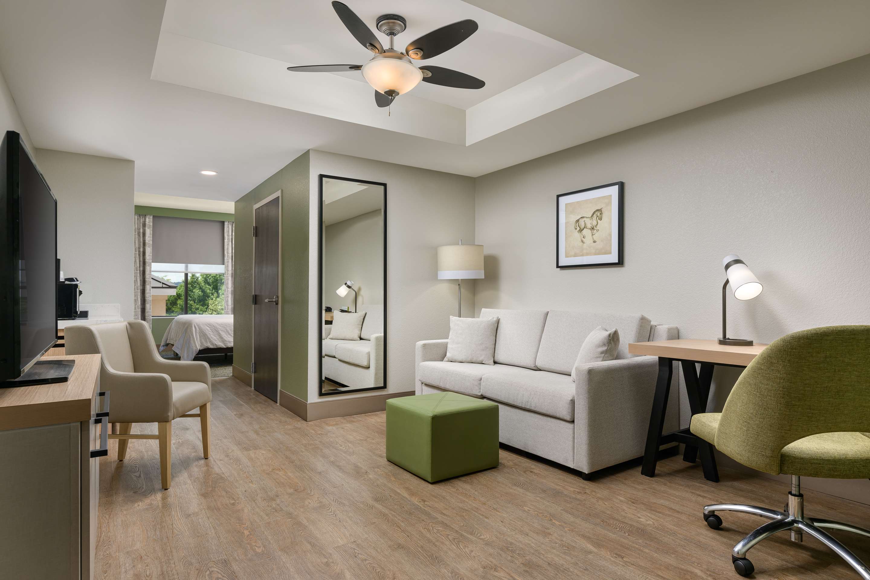 Guest room