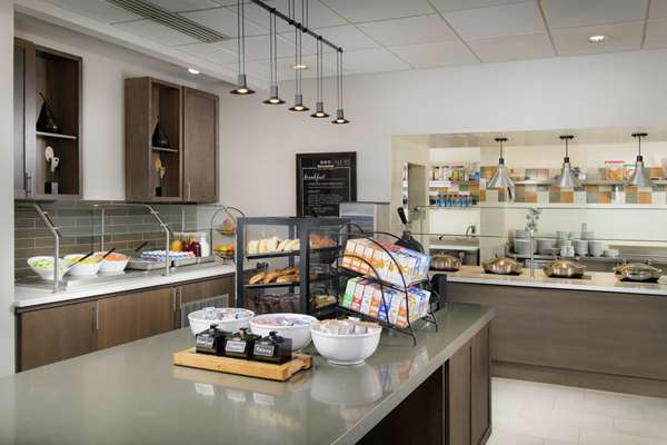 Amenities - Hilton Garden Inn Cool Springs Franklin - I-65, Exit 69