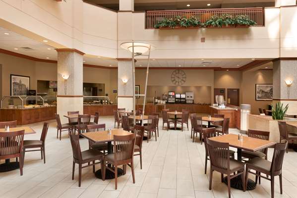 Amenities - Embassy Suites Franklin - I-65, Exit 68