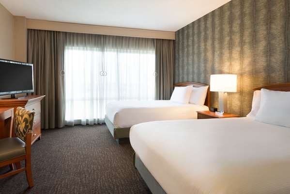  - Embassy Suites Franklin - I-65, Exit 68