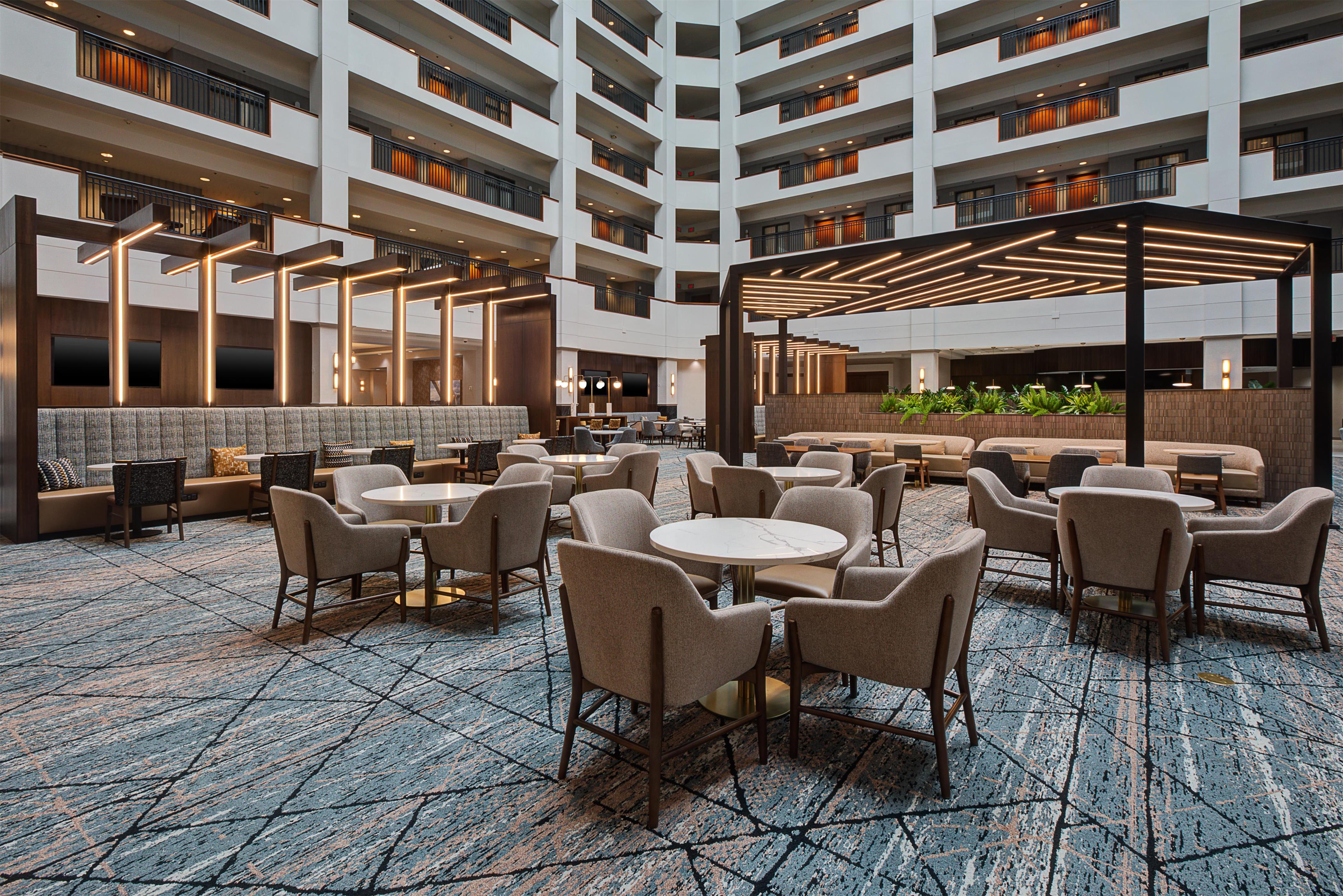 Lobby | Embassy Suites by Hilton Nashville South Cool Springs