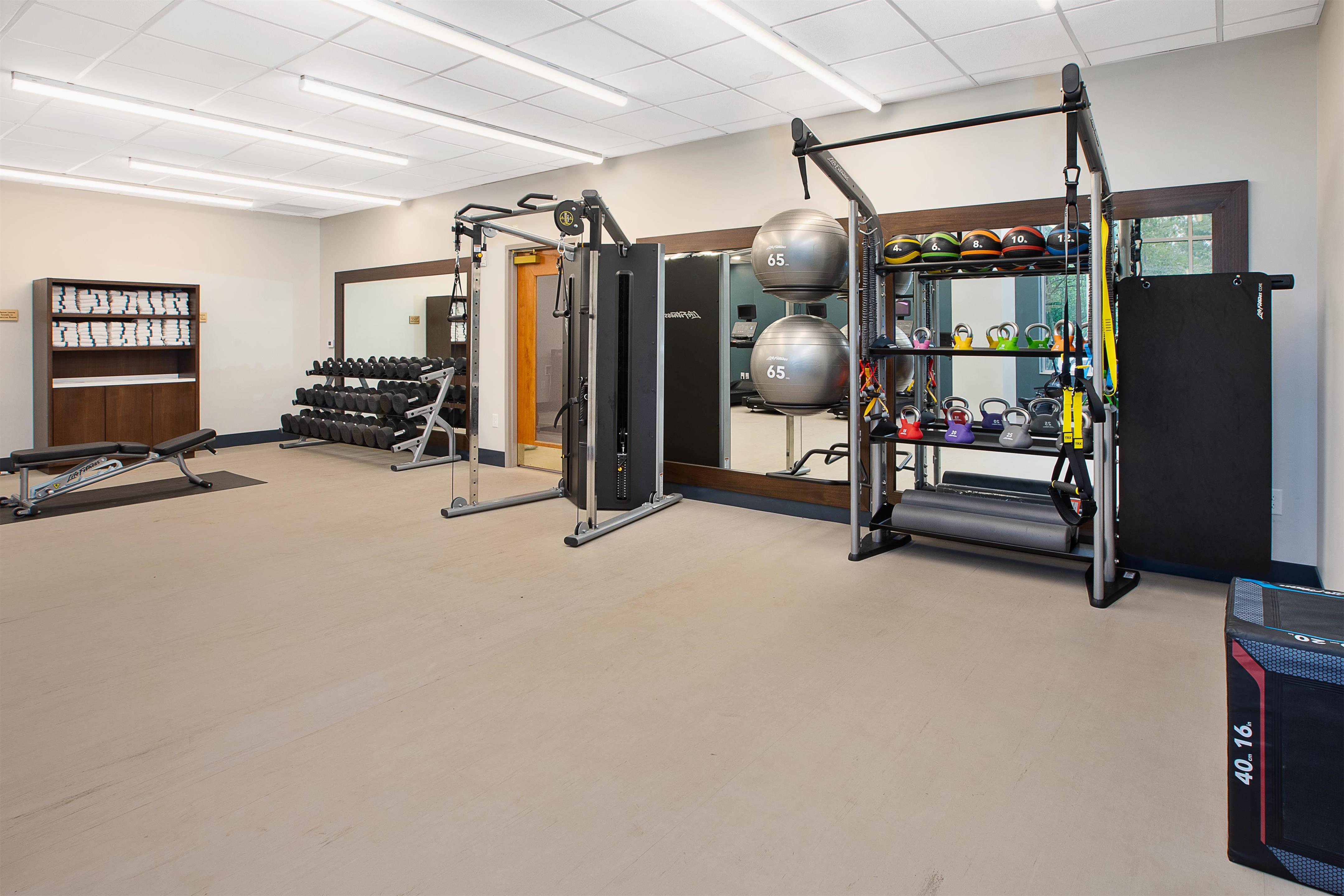 Health club fitness center gym | Embassy Suites by Hilton Nashville South Cool Springs