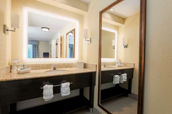  - Homewood Suites by Hilton Airport Nashville - I-40, Exit 216