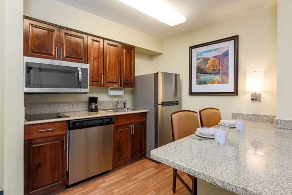  - Homewood Suites by Hilton Airport Nashville - I-40, Exit 216