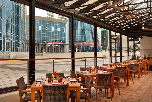 Restaurant - Hilton Hotel Downtown Nashville - I-40 & I-65, Exit 209