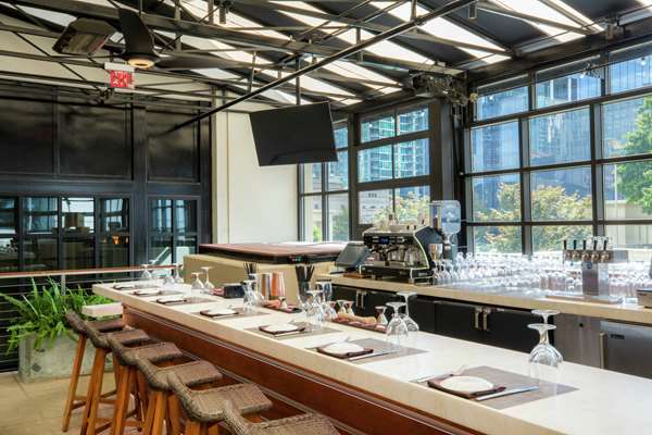 Restaurant - Hilton Hotel Downtown Nashville - I-40 & I-65, Exit 209