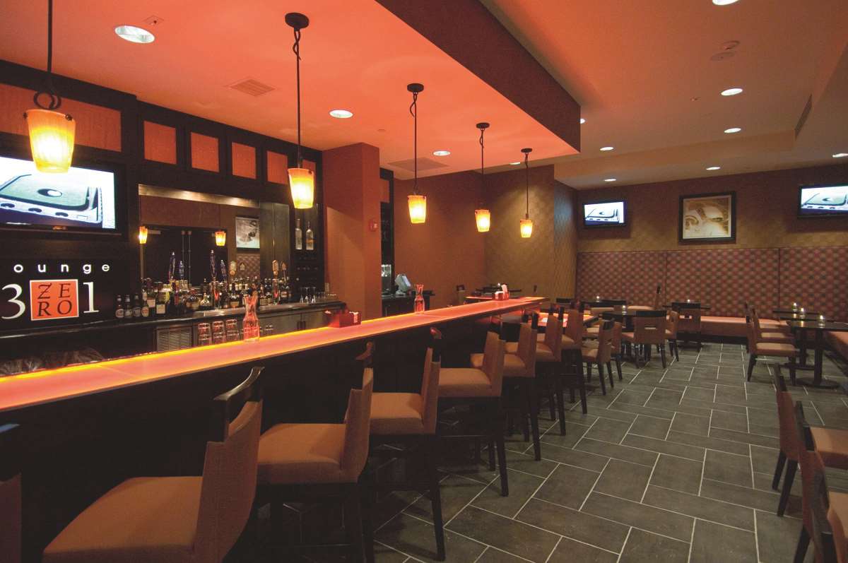 BarLounge | DoubleTree Suites by Hilton Bentonville