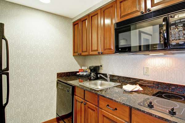  - Homewood Suites by Hilton Rogers - I-49, Exit 85