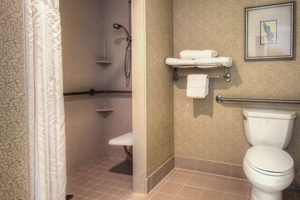 Hilton Garden Inn Boise/Eagle - Tap to explore photos