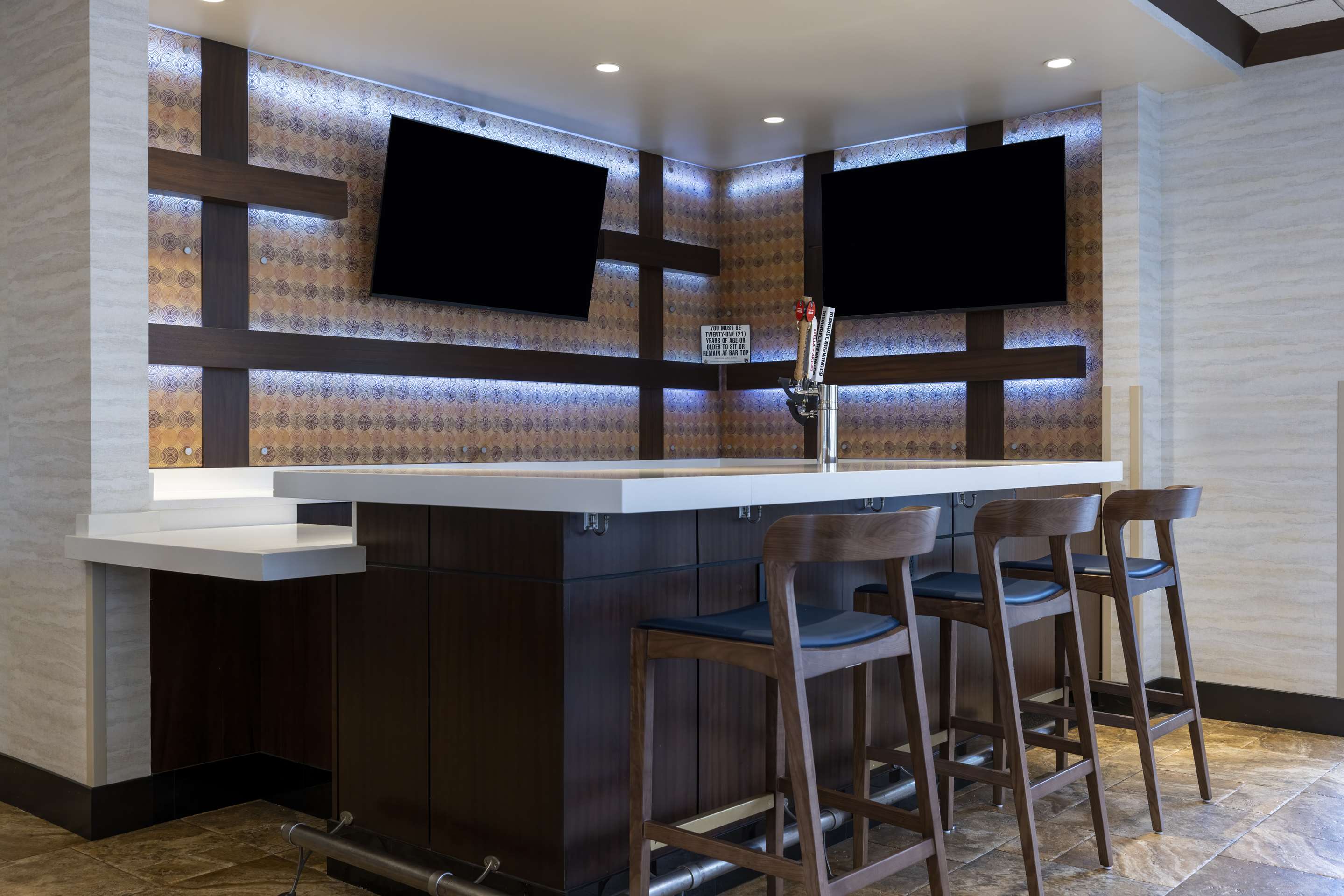 BarLounge | Hilton Garden Inn Boise Spectrum