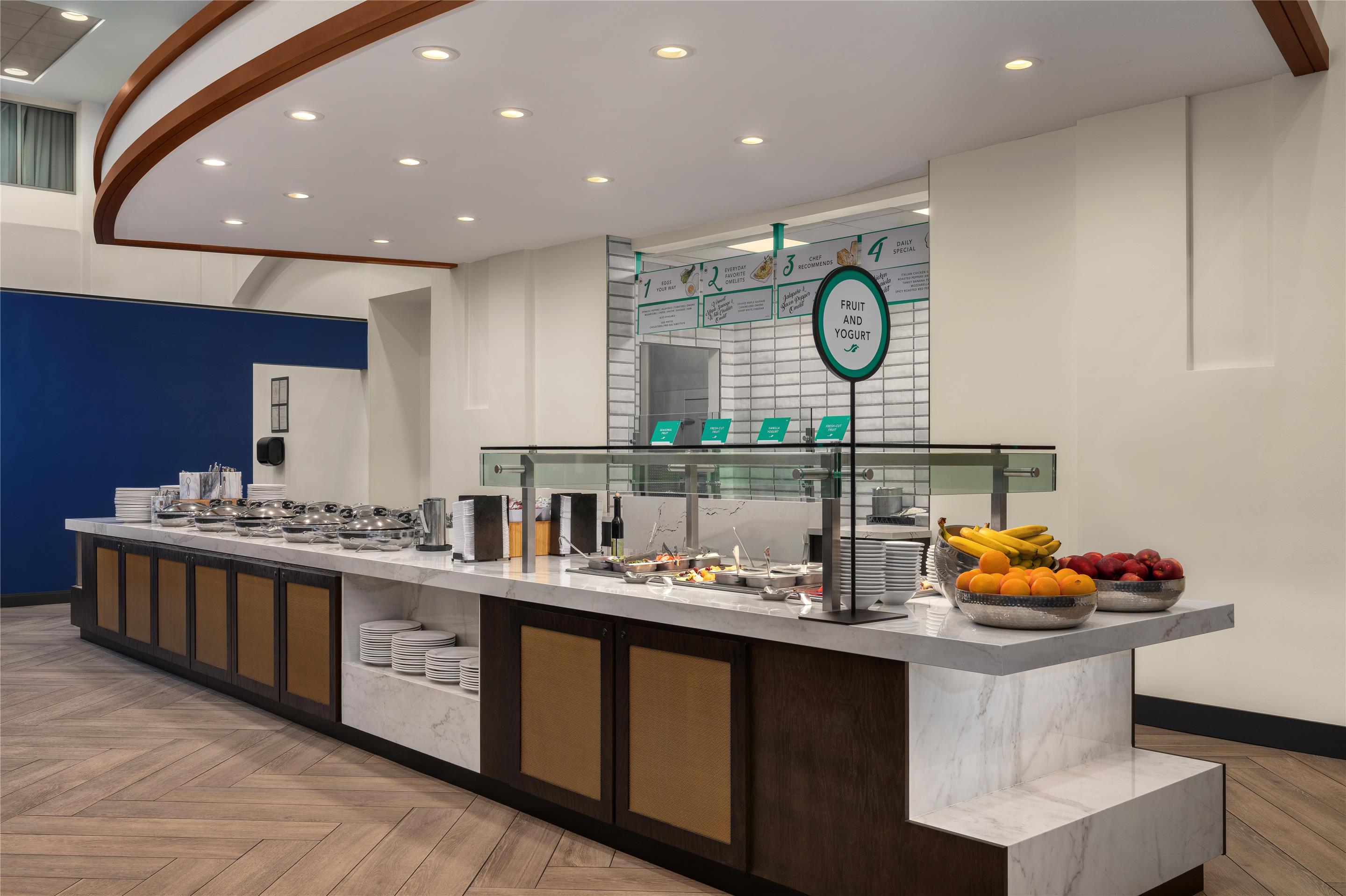 Breakfast Area | Embassy Suites Boston Logan Airport