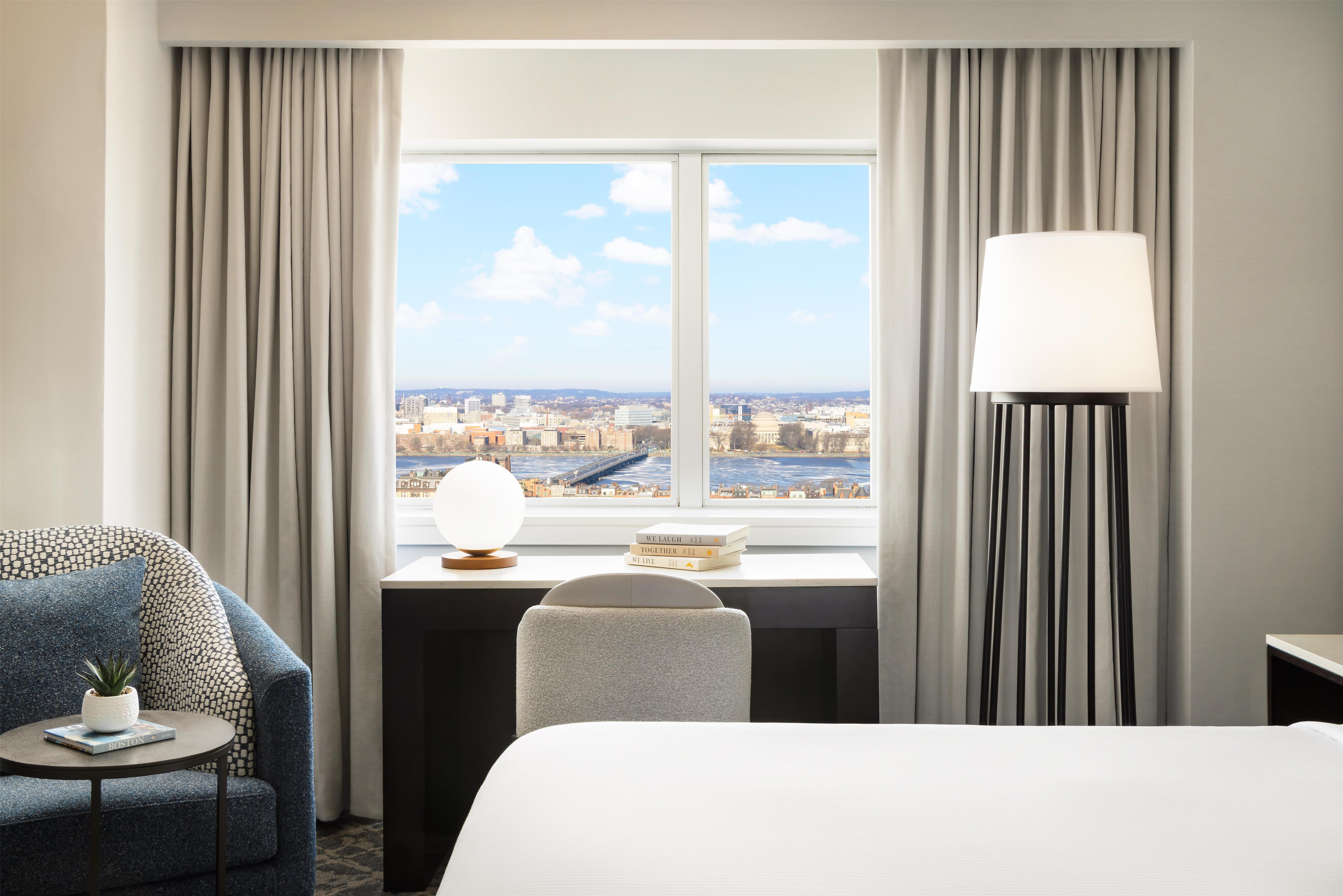 Hilton Boston Back Bay Room Type - 1 KING CHARLES RIVR W SOFA
