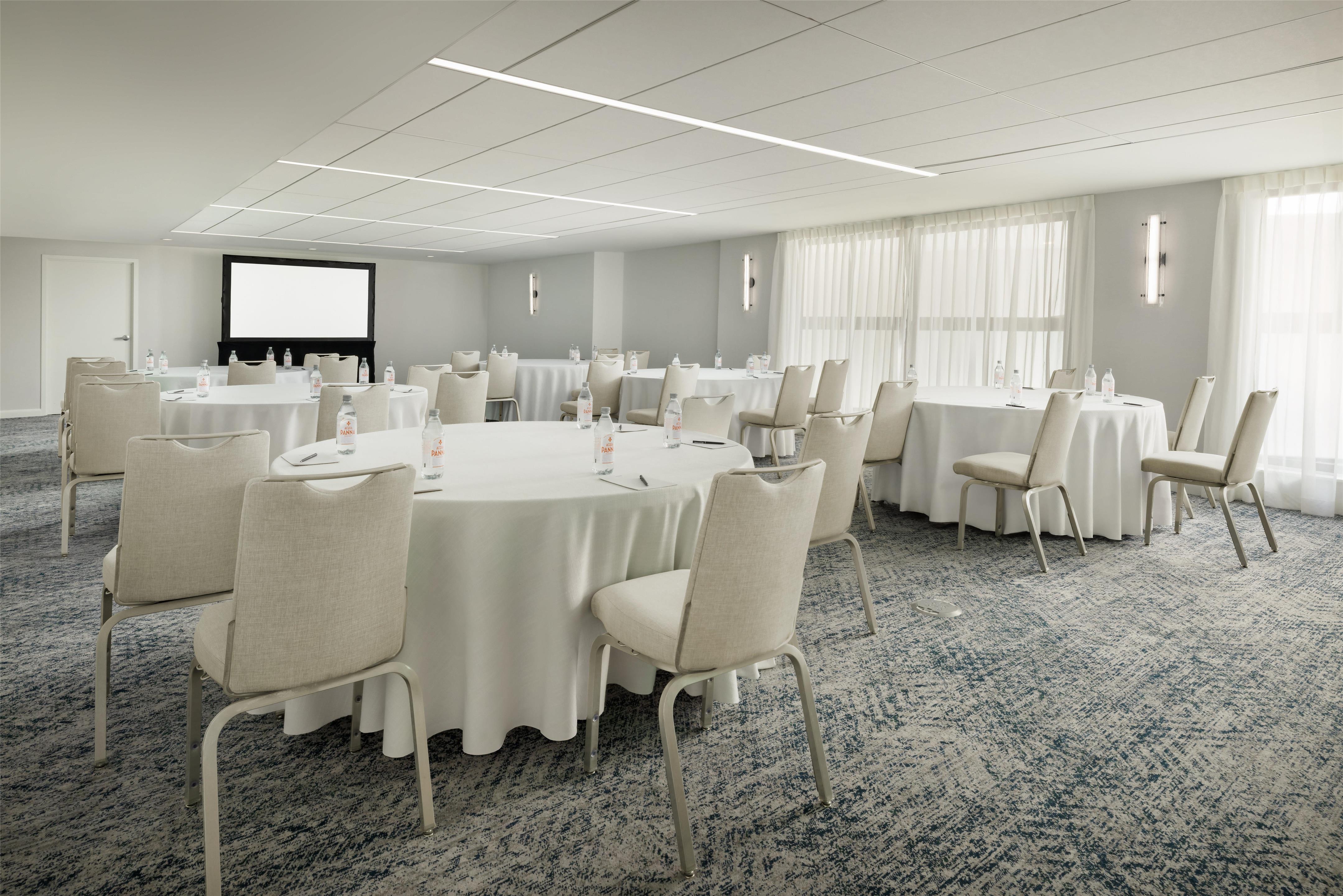 Meeting Room | Hilton Boston Back Bay