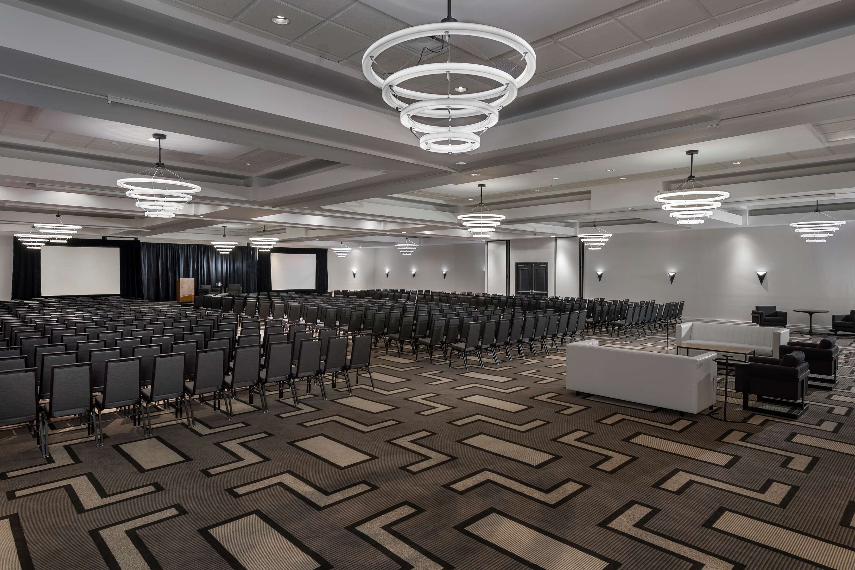Meeting Room | Hilton Boston/Woburn